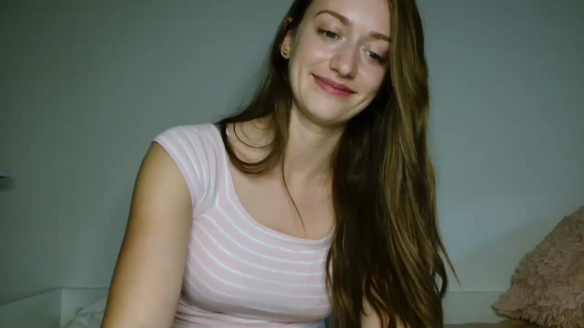 Gallery image thumbnail from Sberrygirl18's myfreecams stream on, 04/26/2025, 17:54 image 8 of 20