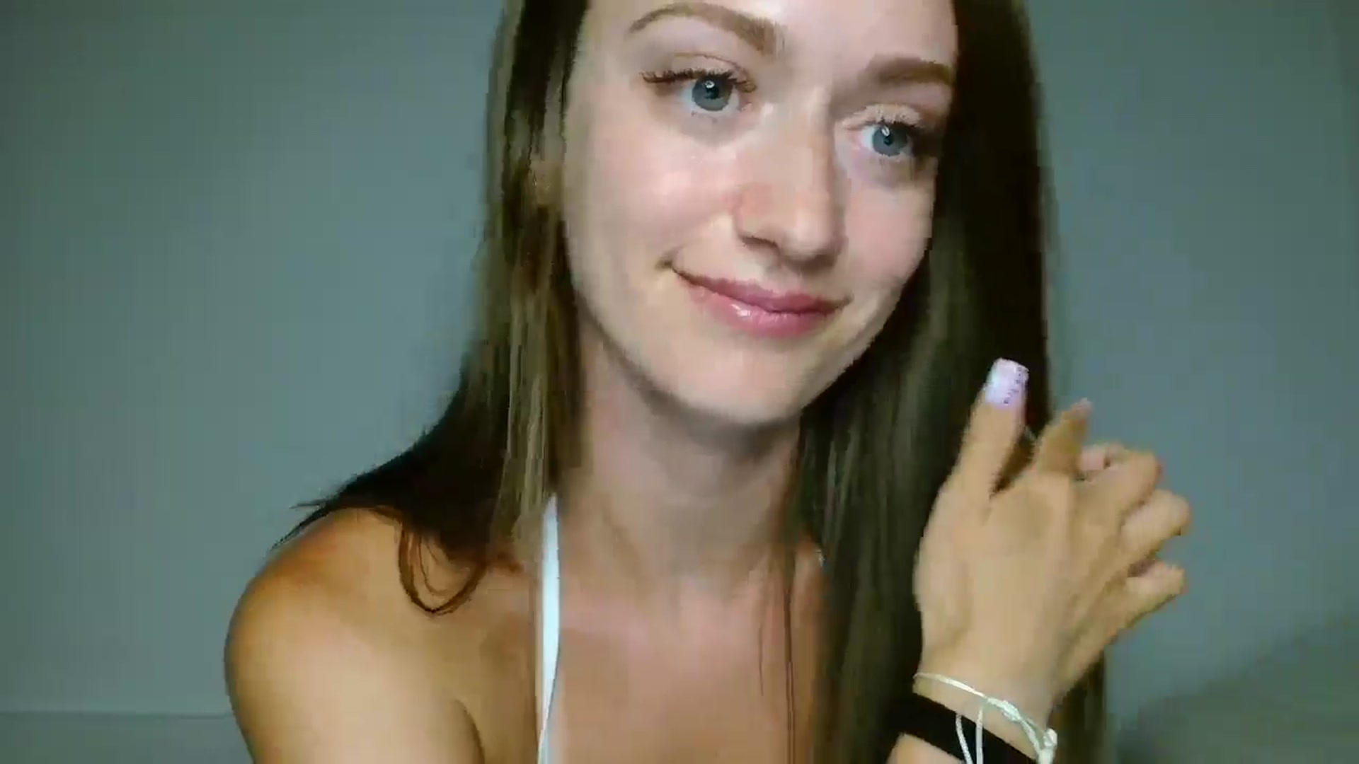 Gallery image thumbnail from Sberrygirl18's myfreecams stream on, 07/10/2025, 20:22 image 4 of 20