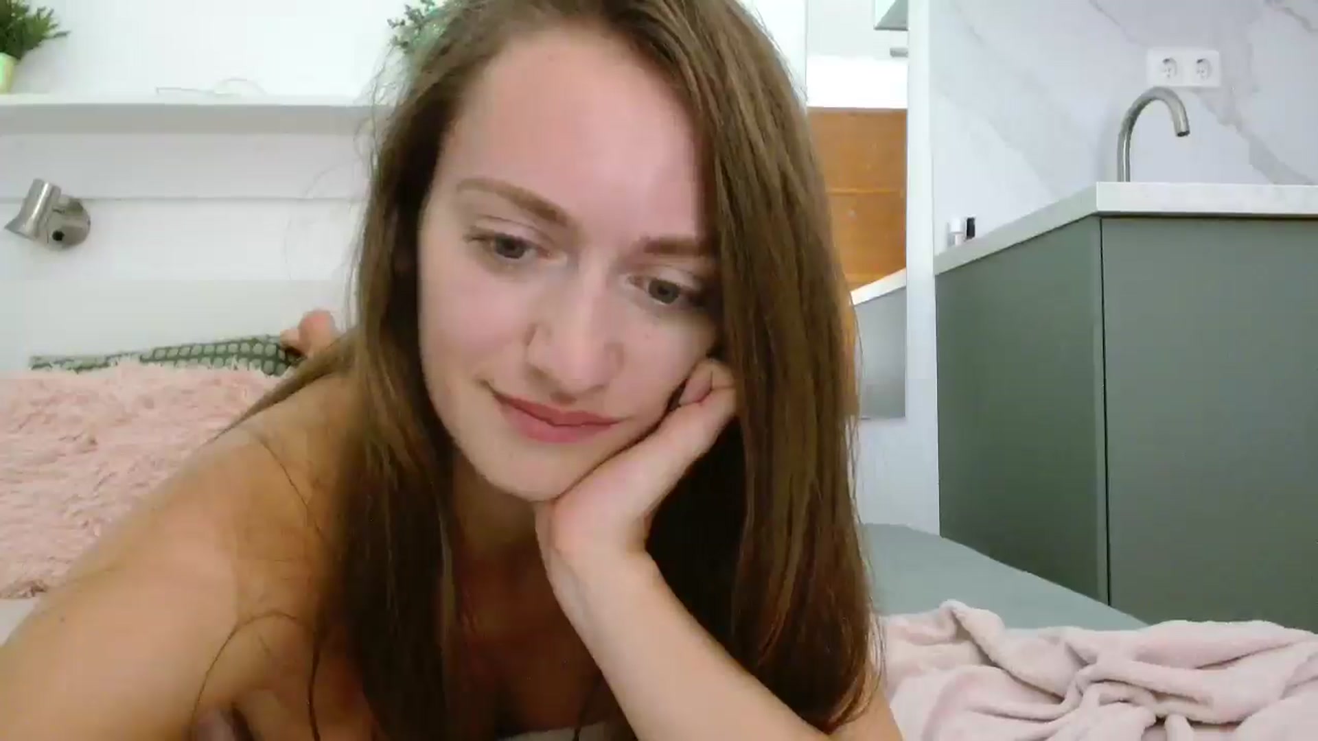 Gallery image thumbnail from Sberrygirl18's myfreecams stream on, 09/25/2025, 18:03 image 11 of 20