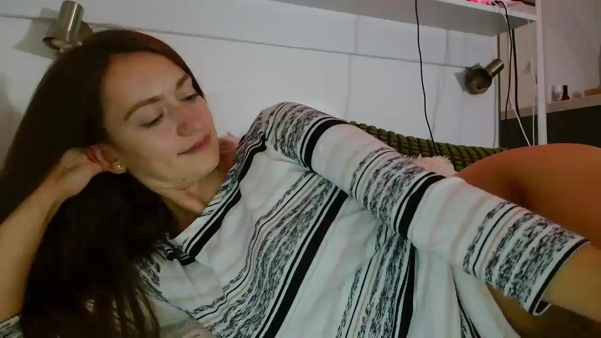 Gallery image thumbnail from Sberrygirl18's myfreecams stream on, 10/02/2025, 18:28 image 6 of 20