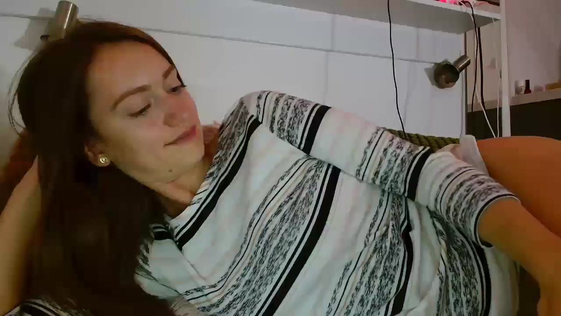 Gallery image thumbnail from Sberrygirl18's myfreecams stream on, 10/02/2025, 18:28 image 1 of 20