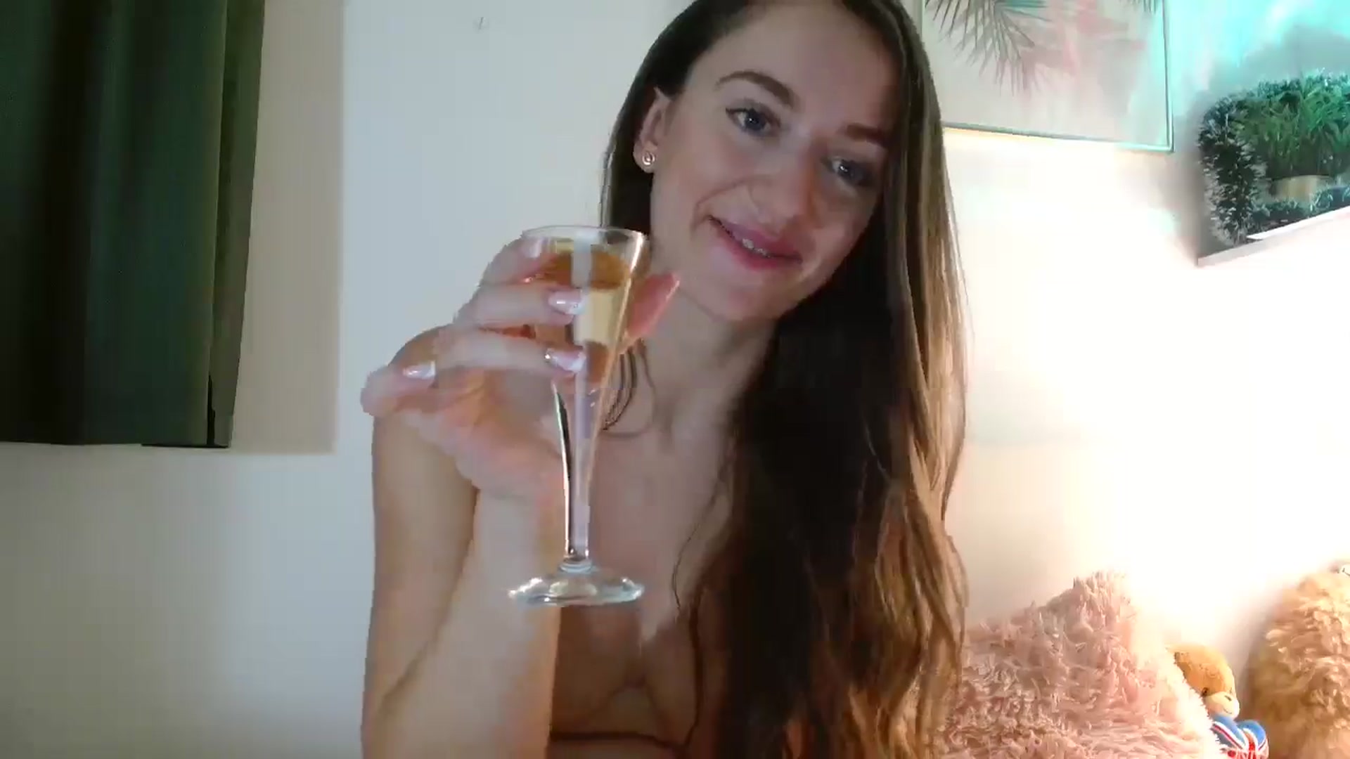 Gallery image thumbnail from Sberrygirl18's myfreecams stream on, 12/14/2025, 20:14 image 4 of 20