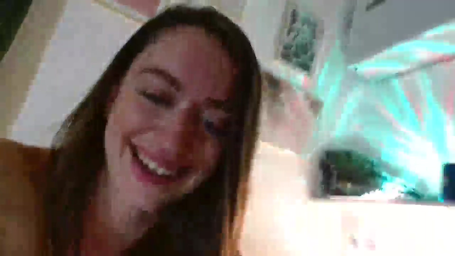 Gallery image thumbnail from Sberrygirl18's myfreecams stream on, 12/14/2025, 20:14 image 11 of 20