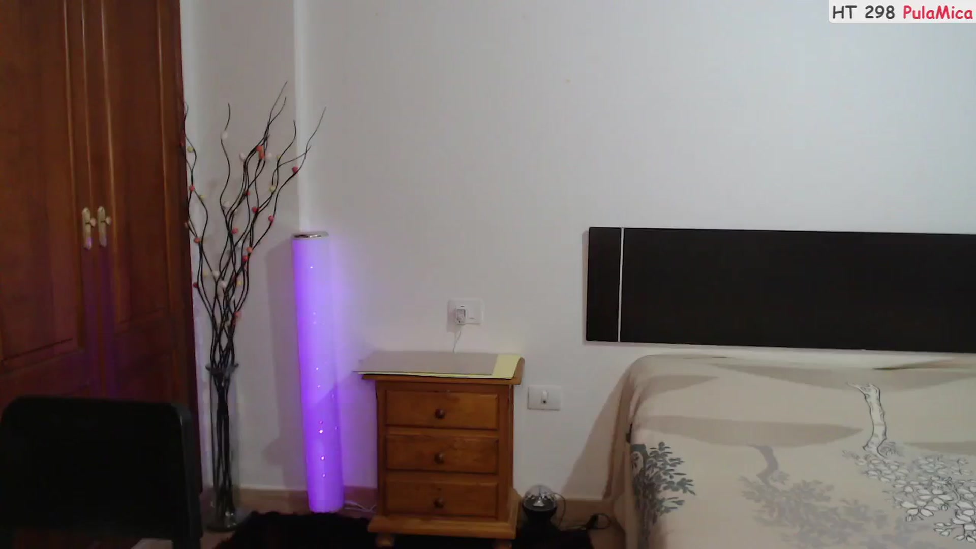 Gallery image thumbnail from ScamRoom's myfreecams stream on, 07/22/2024, 24:28 image 10 of 20