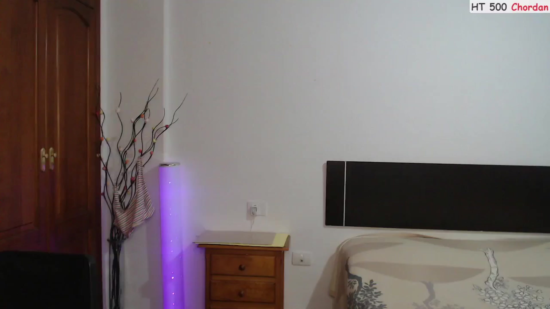Gallery image thumbnail from ScamRoom's myfreecams stream on, 07/25/2024, 01:00 image 8 of 20
