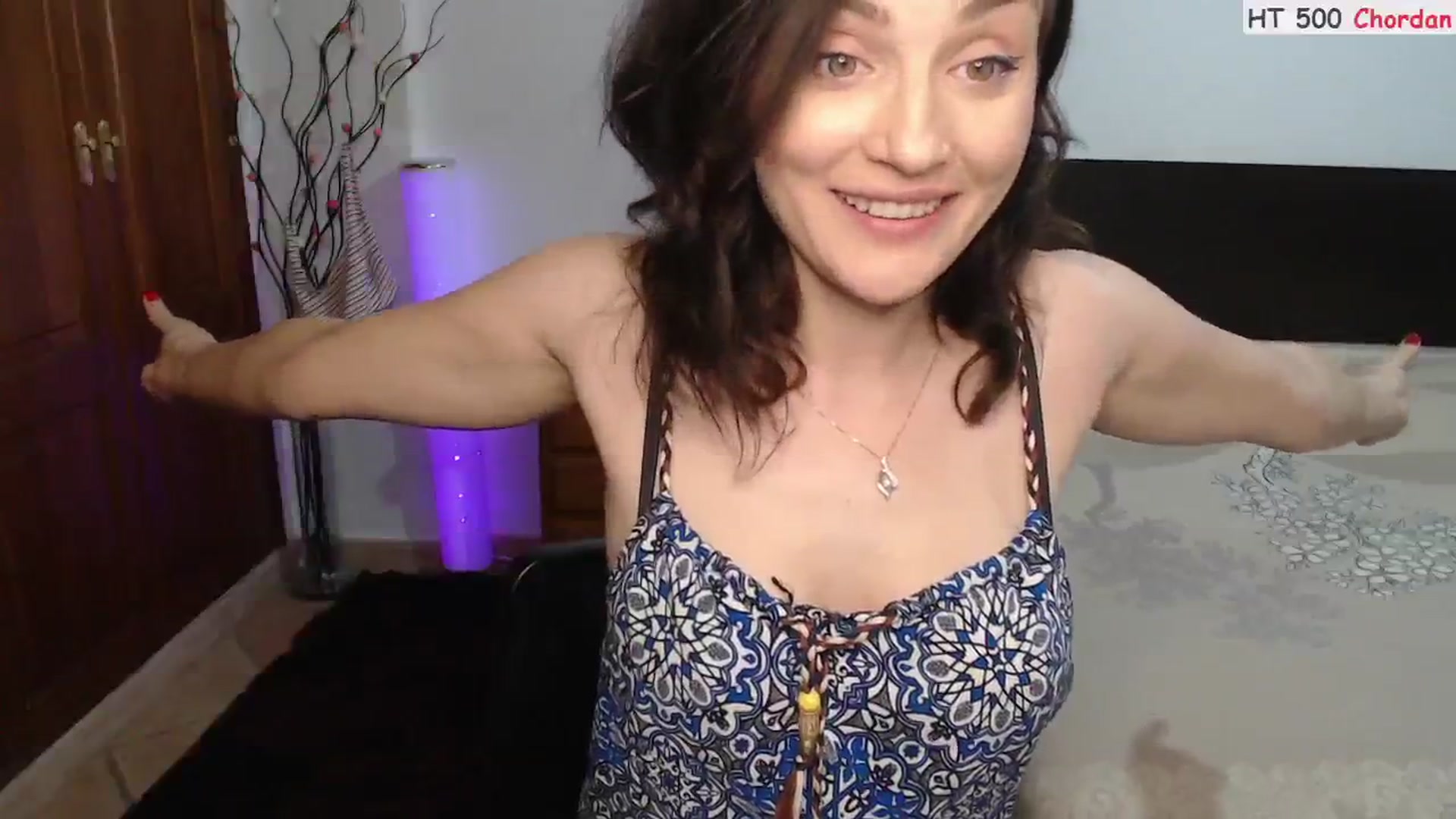 Gallery image thumbnail from ScamRoom's myfreecams stream on, 07/25/2024, 01:00 image 18 of 20