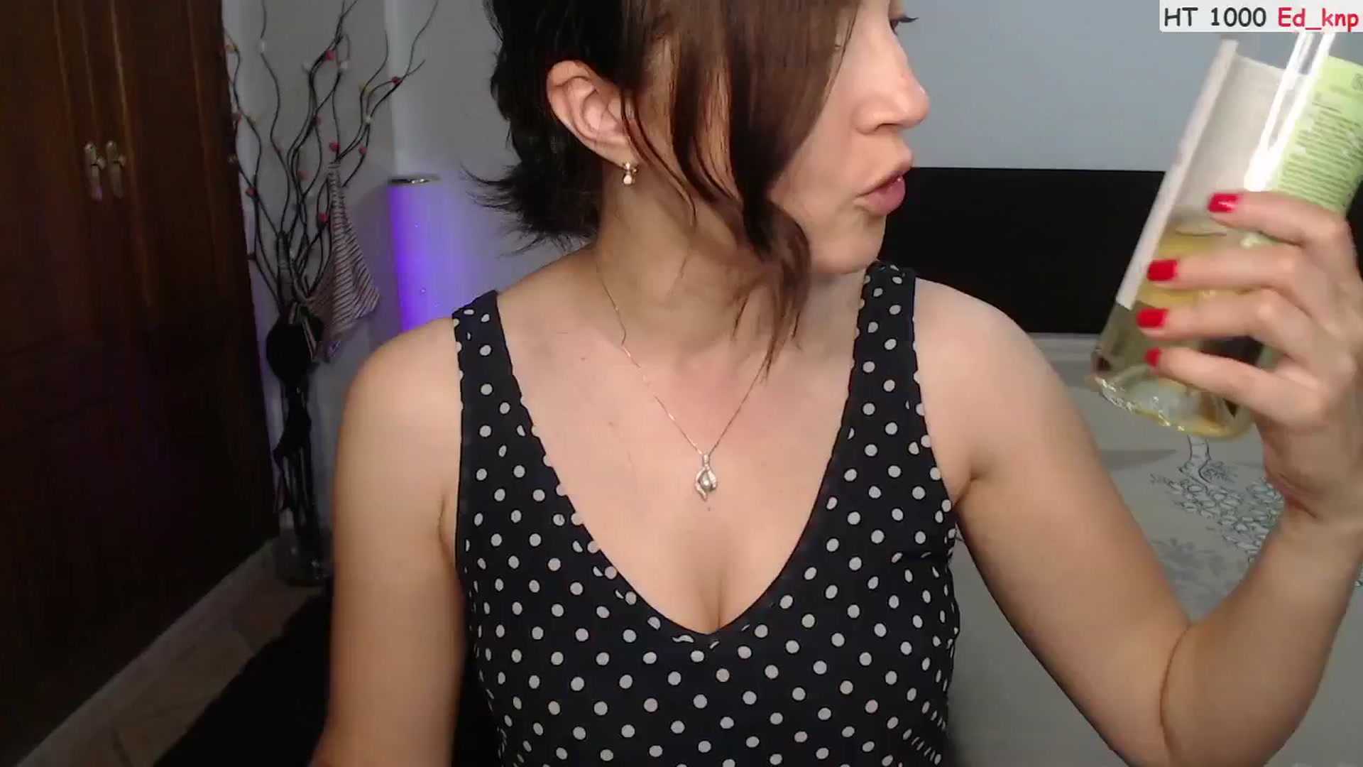Gallery image thumbnail from ScamRoom's myfreecams stream on, 07/28/2024, 01:20 image 20 of 20