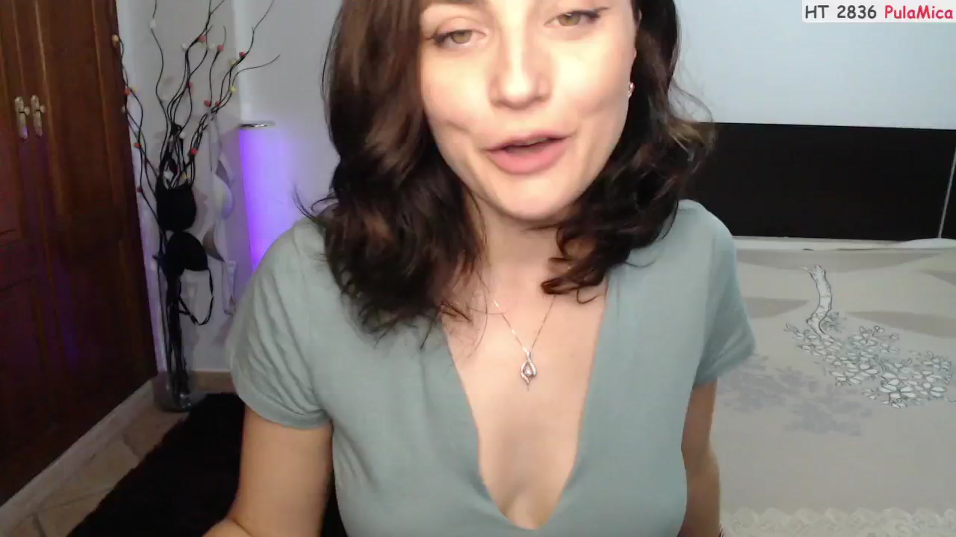 Gallery image thumbnail from ScamRoom's myfreecams stream on, 08/12/2024, 24:42 image 12 of 20