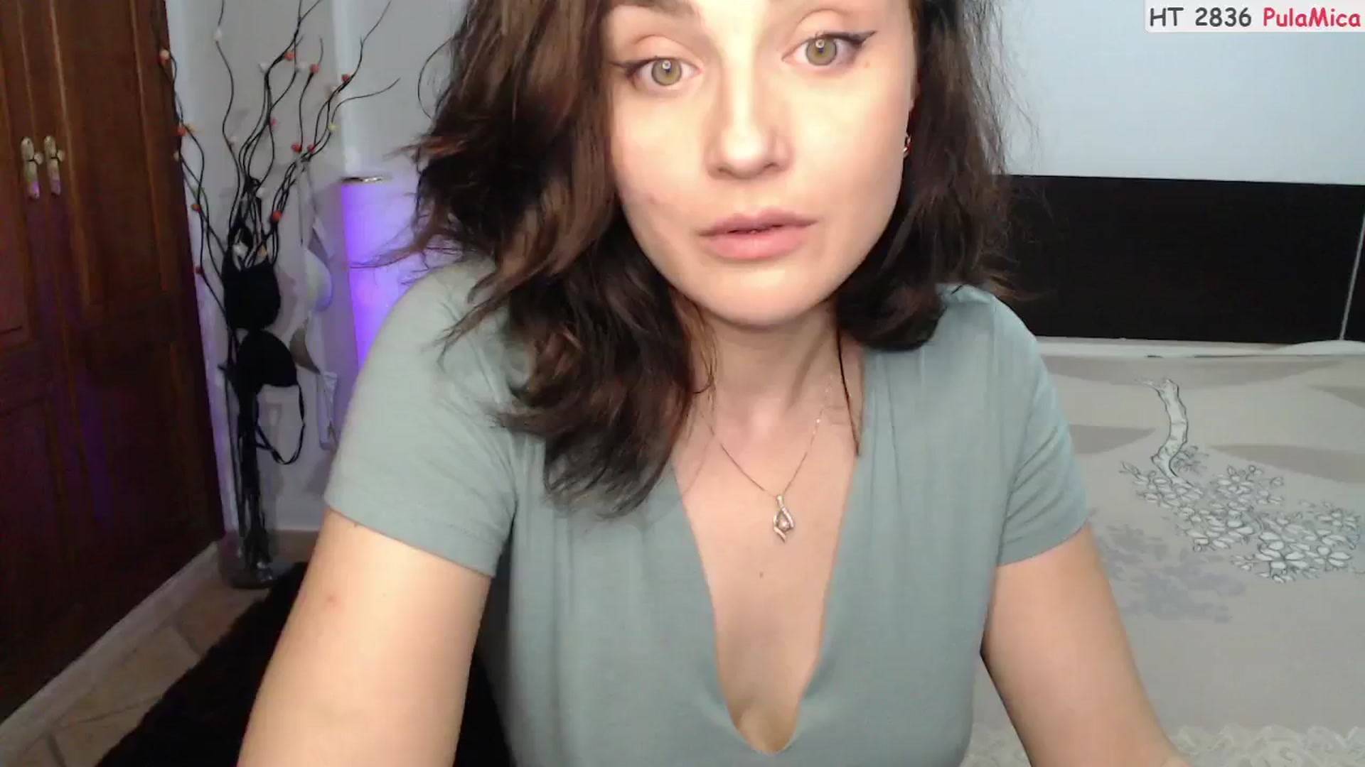 Gallery image thumbnail from ScamRoom's myfreecams stream on, 08/12/2024, 24:42 image 16 of 20