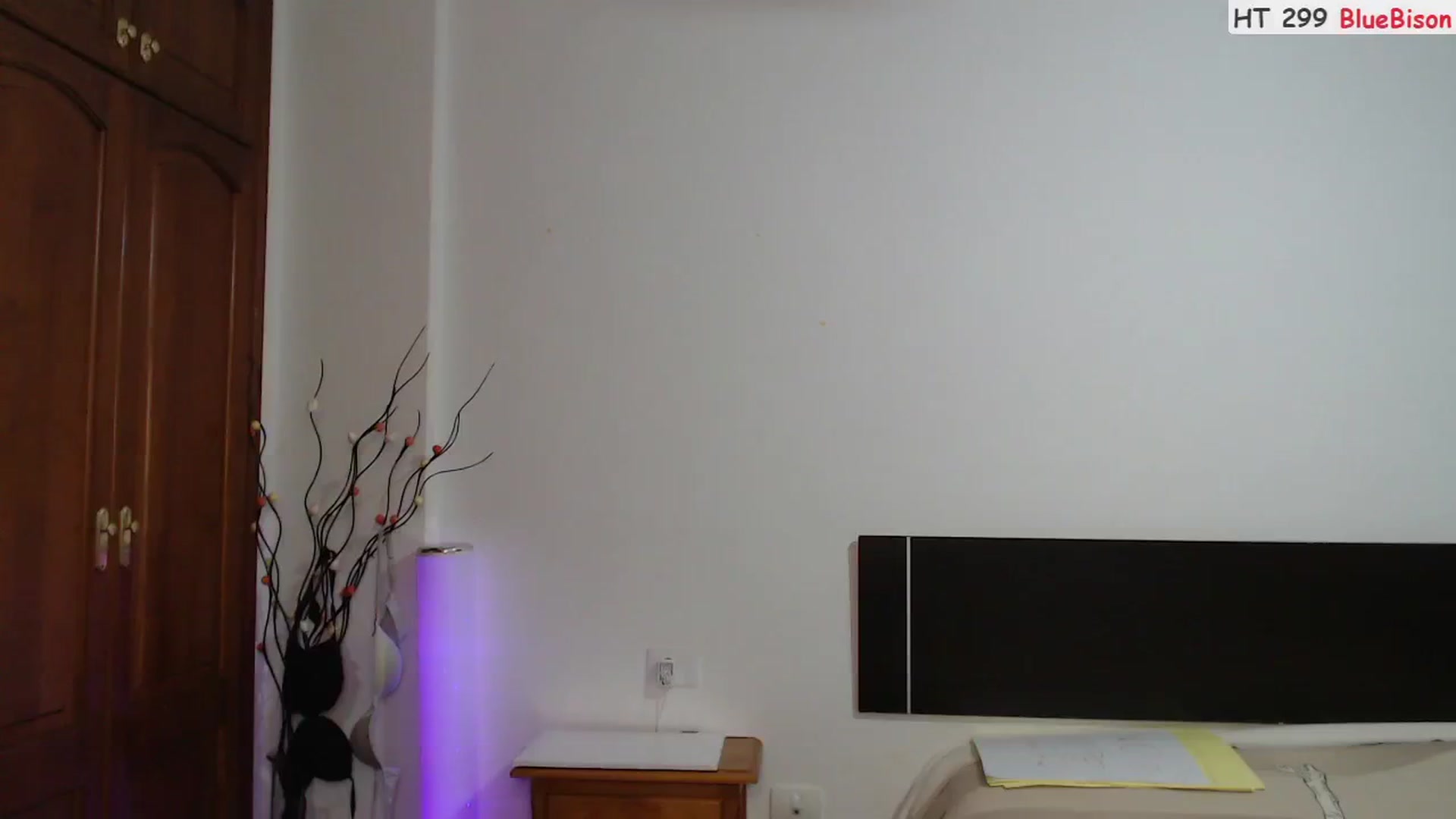 Gallery image thumbnail from ScamRoom's myfreecams stream on, 08/18/2024, 01:44 image 3 of 20