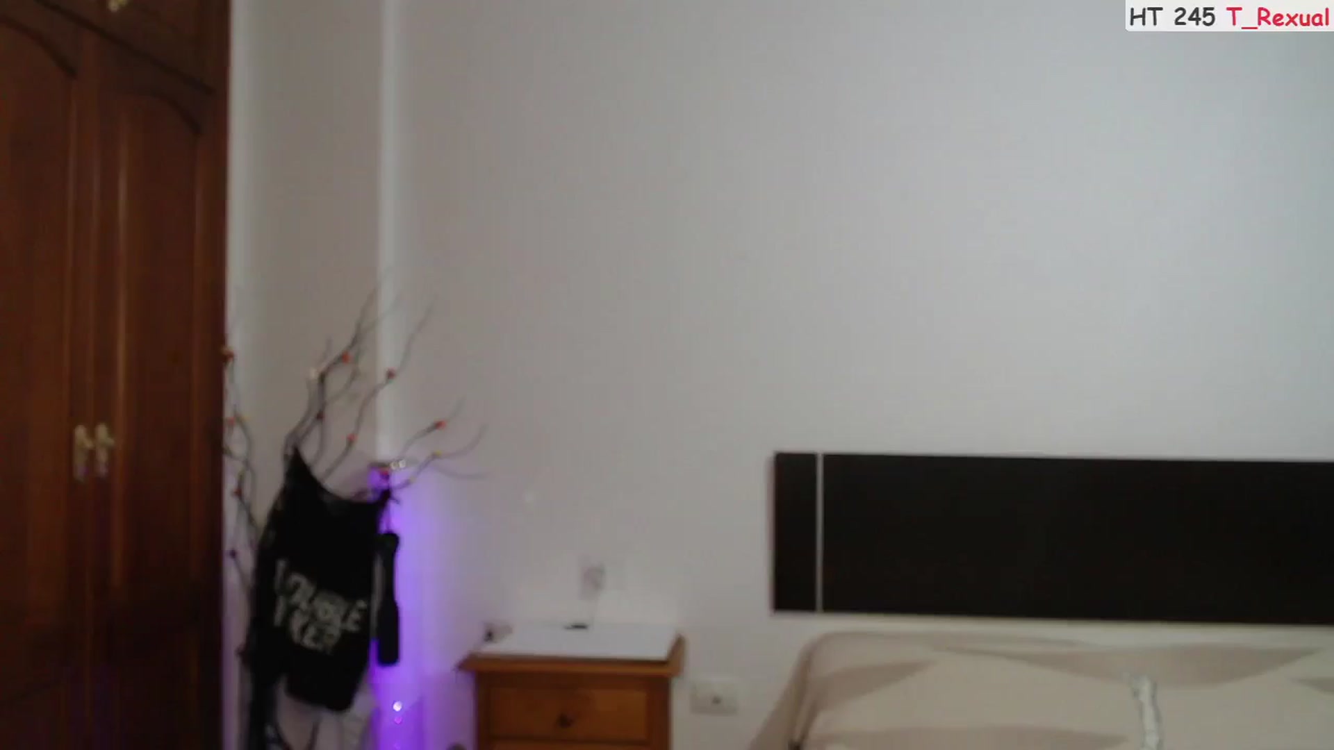 Gallery image thumbnail from ScamRoom's myfreecams stream on, 08/26/2024, 24:02 image 12 of 20