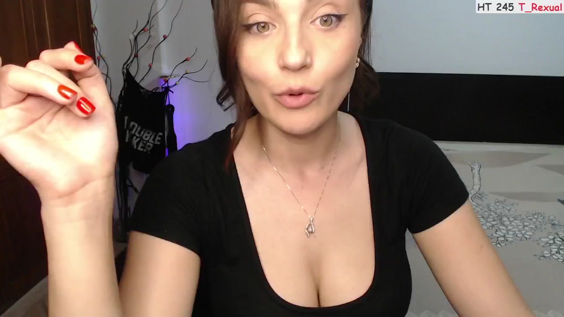 Gallery image thumbnail from ScamRoom's myfreecams stream on, 08/26/2024, 24:02 image 16 of 20