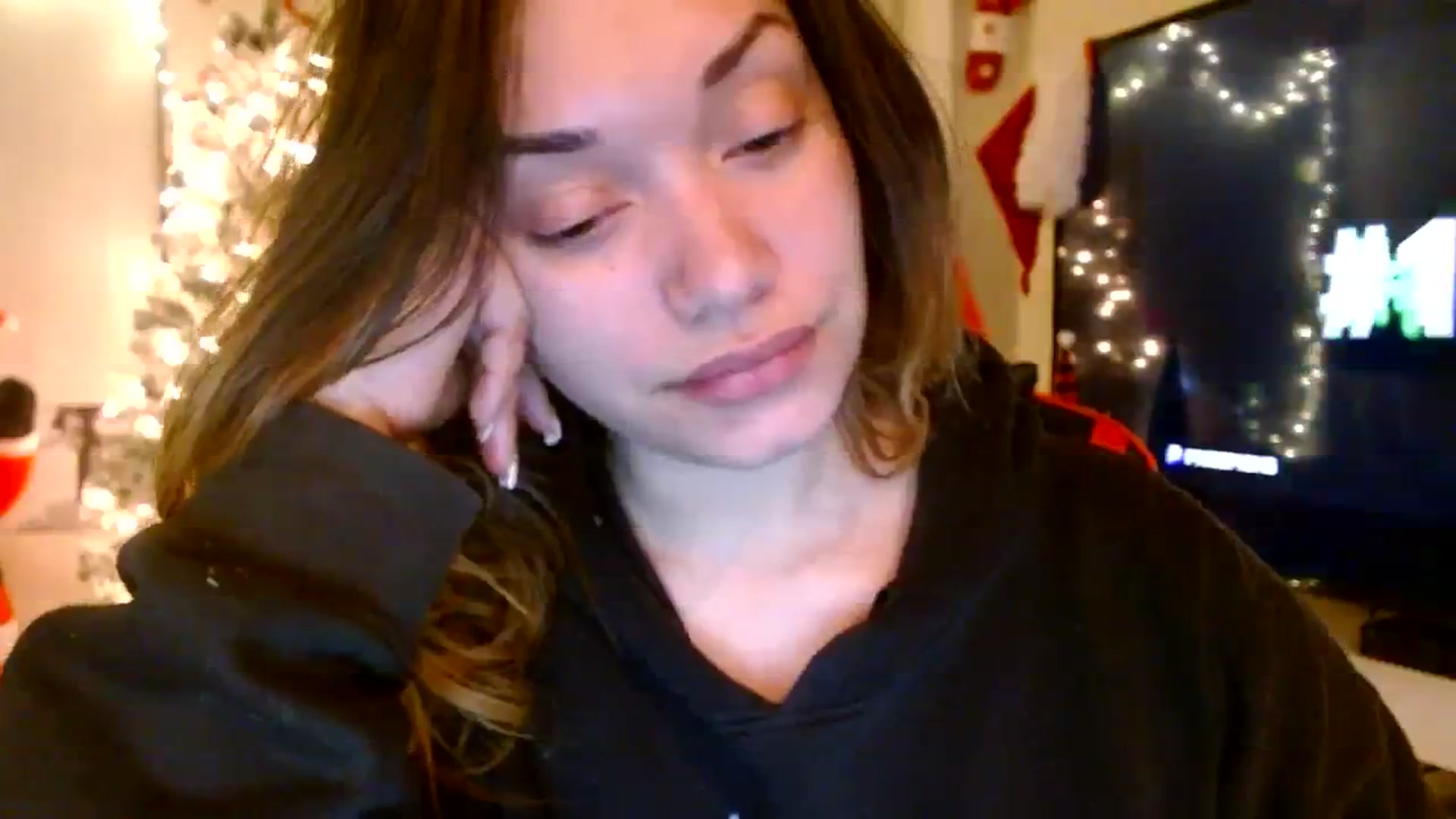 Gallery image thumbnail from Scar__lett's myfreecams stream on, 12/10/2023, 09:53 image 16 of 20