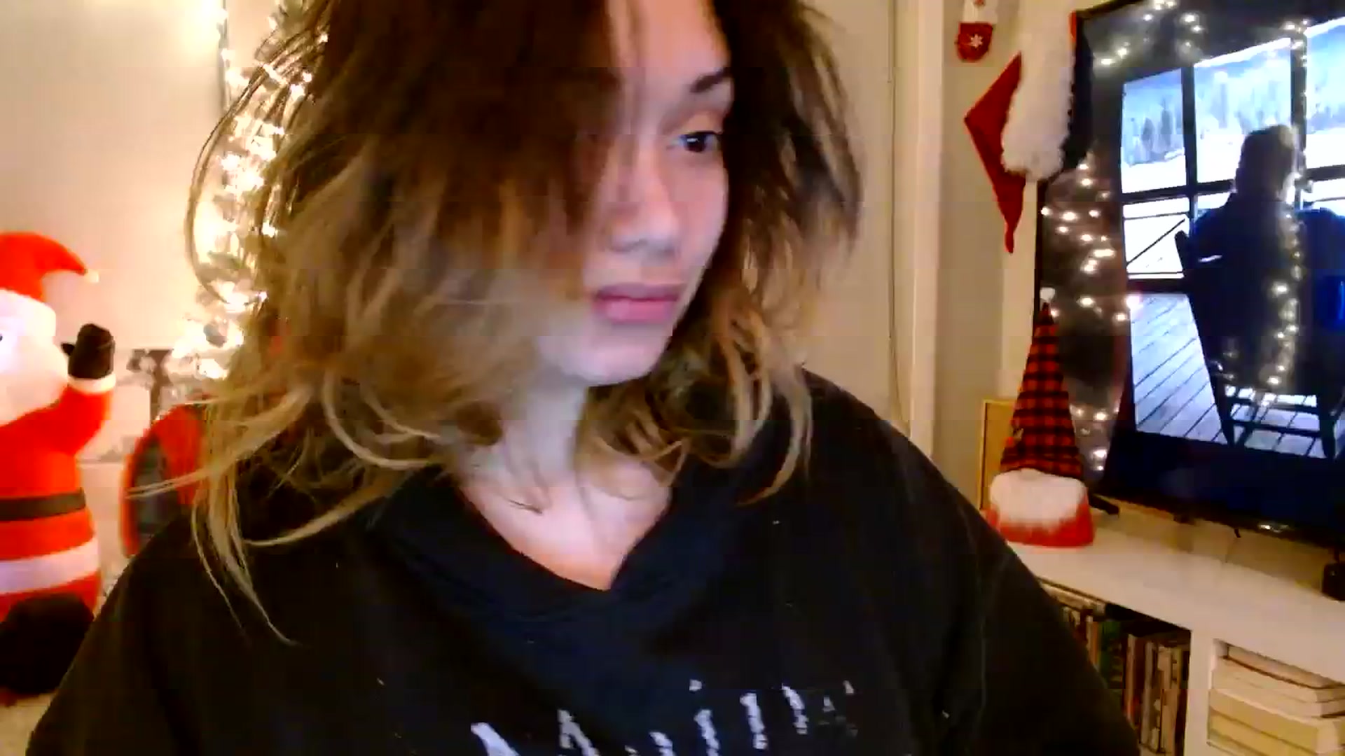 Gallery image thumbnail from Scar__lett's myfreecams stream on, 12/10/2023, 09:53 image 7 of 20