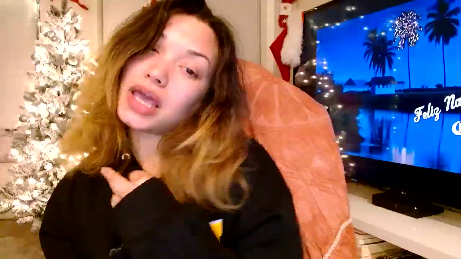 Gallery image thumbnail from Scar__lett's myfreecams stream on, 12/21/2023, 09:54 image 8 of 20