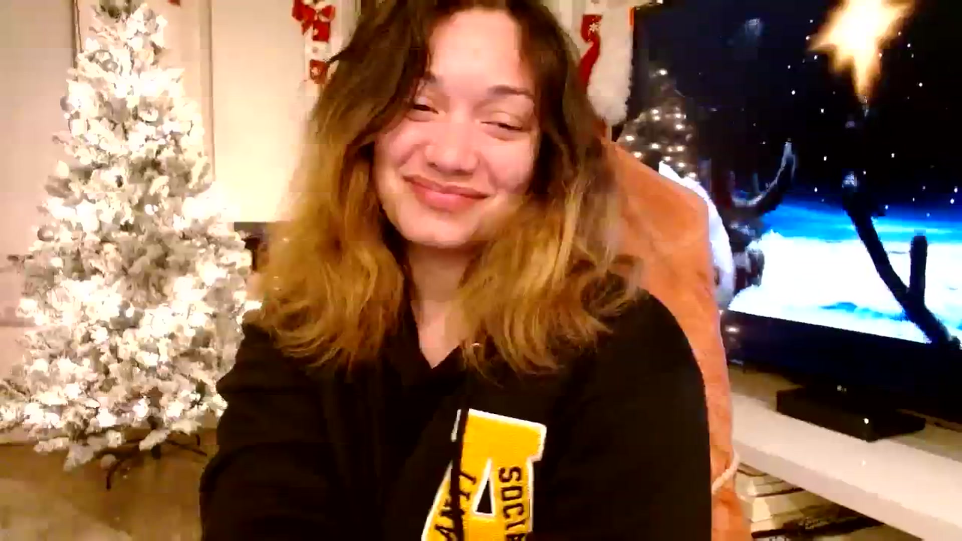 Gallery image thumbnail from Scar__lett's myfreecams stream on, 12/21/2023, 09:54 image 2 of 20