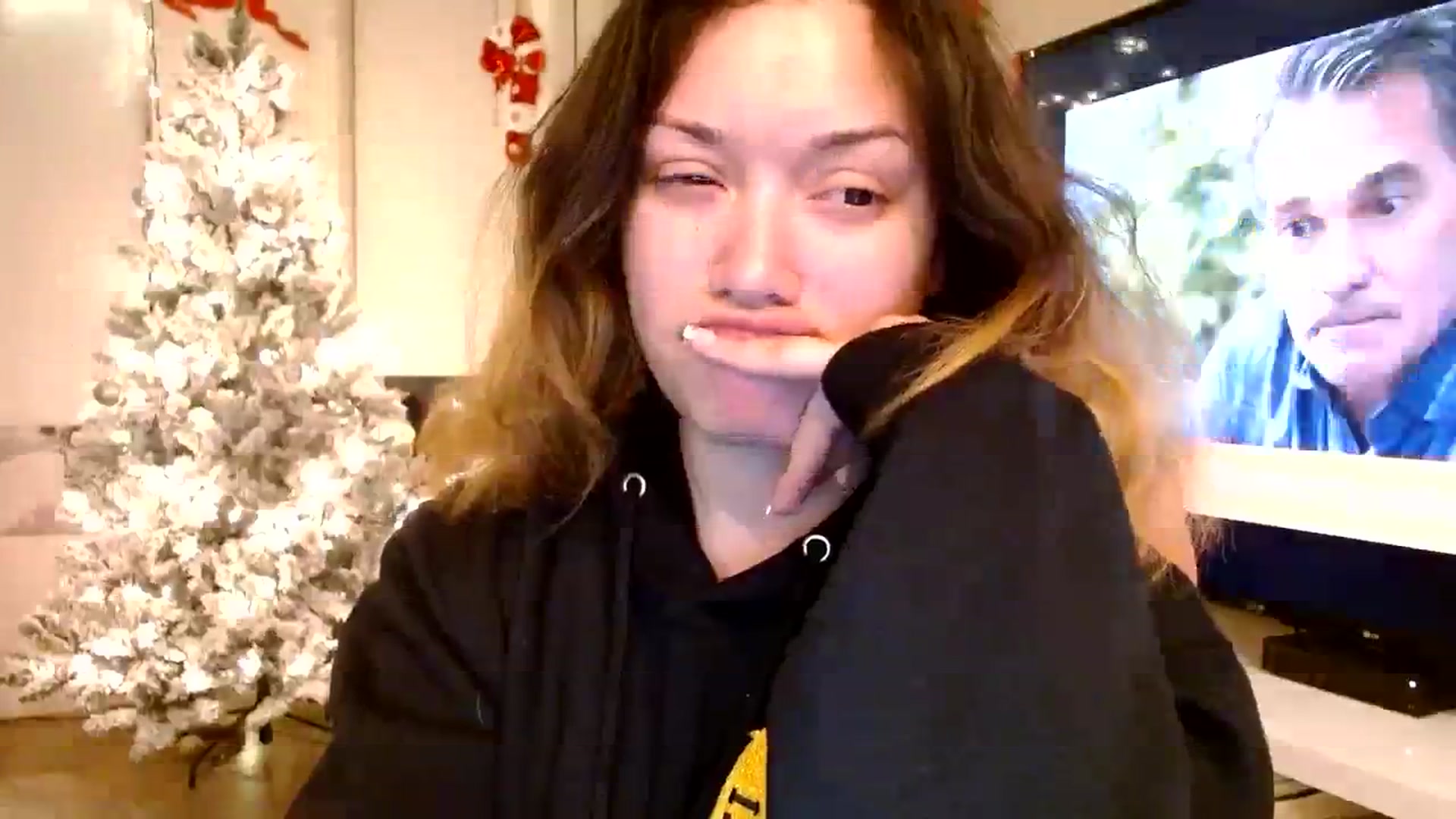 Gallery image thumbnail from Scar__lett's myfreecams stream on, 12/21/2023, 10:48 image 13 of 20