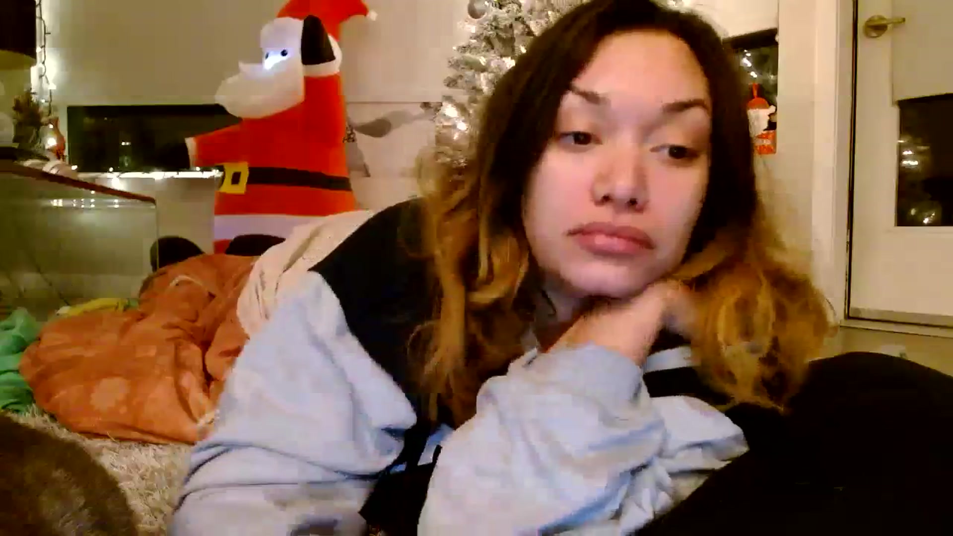 Gallery image thumbnail from Scar__lett's myfreecams stream on, 01/01/2024, 07:15 image 8 of 20