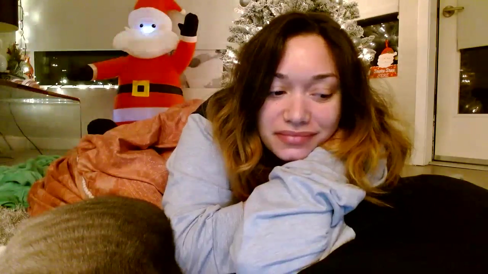 Gallery image thumbnail from Scar__lett's myfreecams stream on, 01/01/2024, 07:15 image 3 of 20