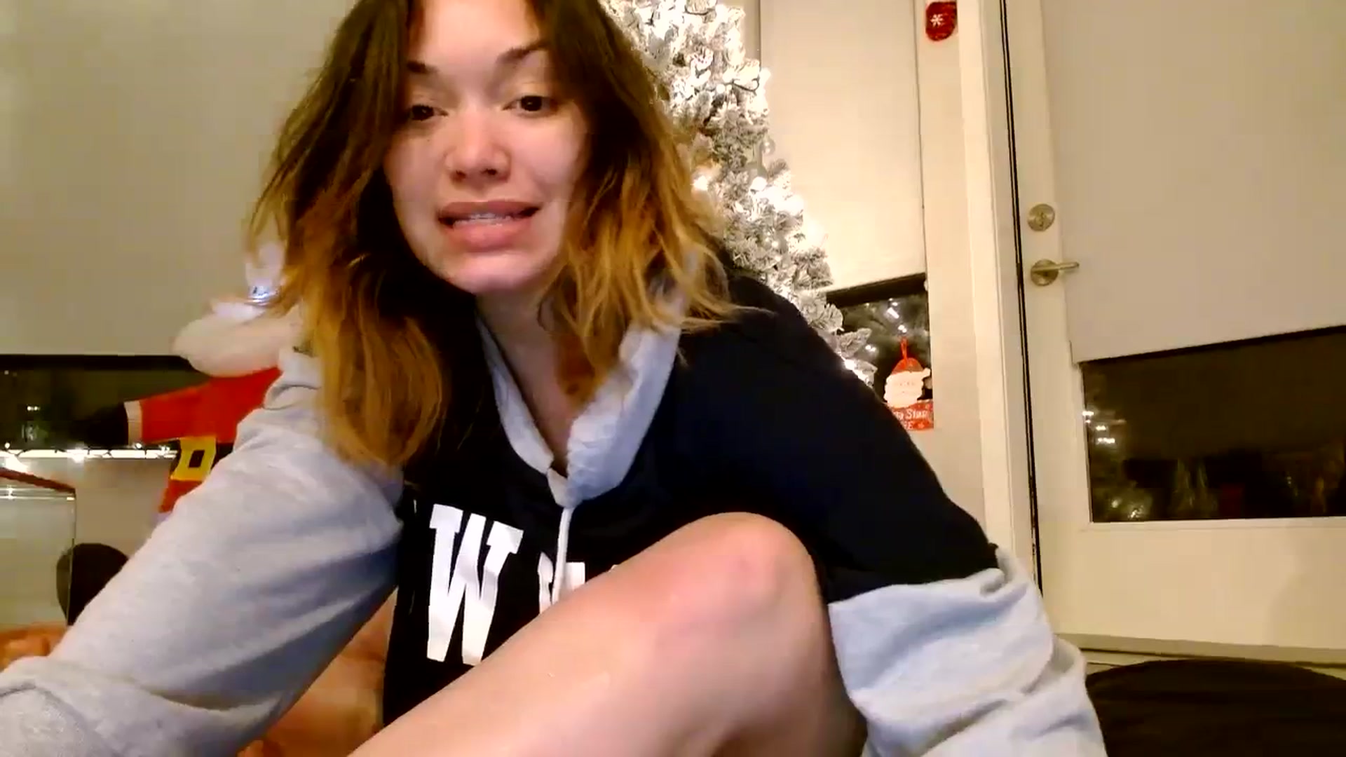 Gallery image thumbnail from Scar__lett's myfreecams stream on, 01/01/2024, 09:41 image 4 of 20