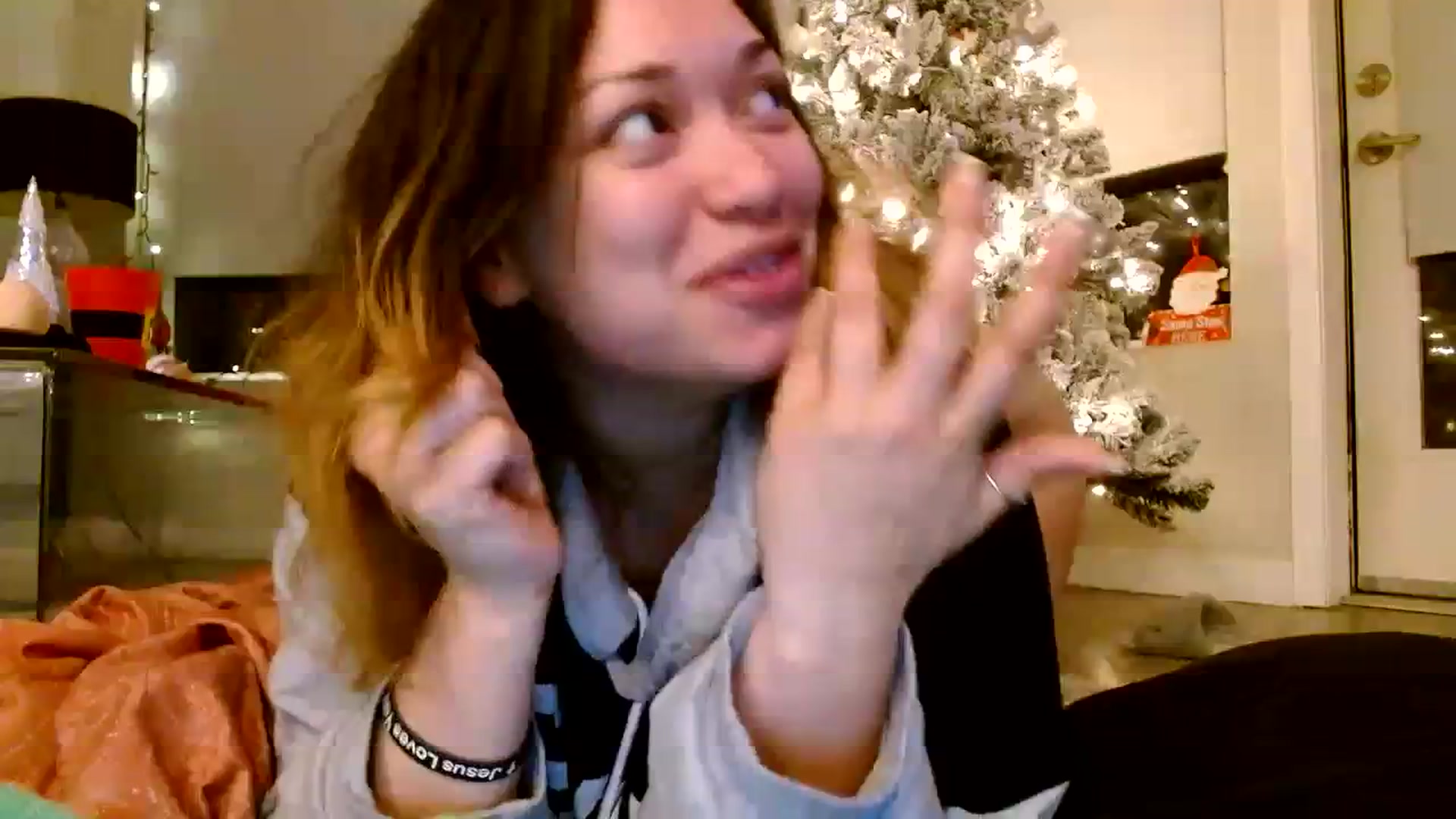 Gallery image thumbnail from Scar__lett's myfreecams stream on, 01/01/2024, 09:41 image 1 of 20