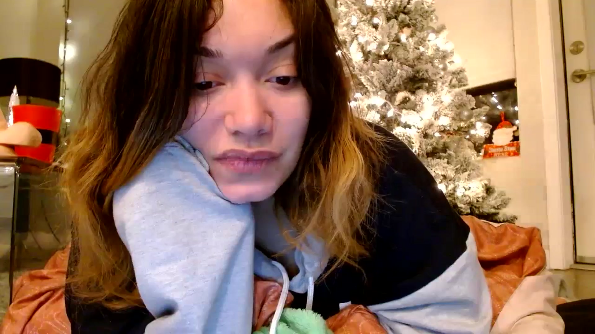 Gallery image thumbnail from Scar__lett's myfreecams stream on, 01/01/2024, 09:41 image 14 of 20
