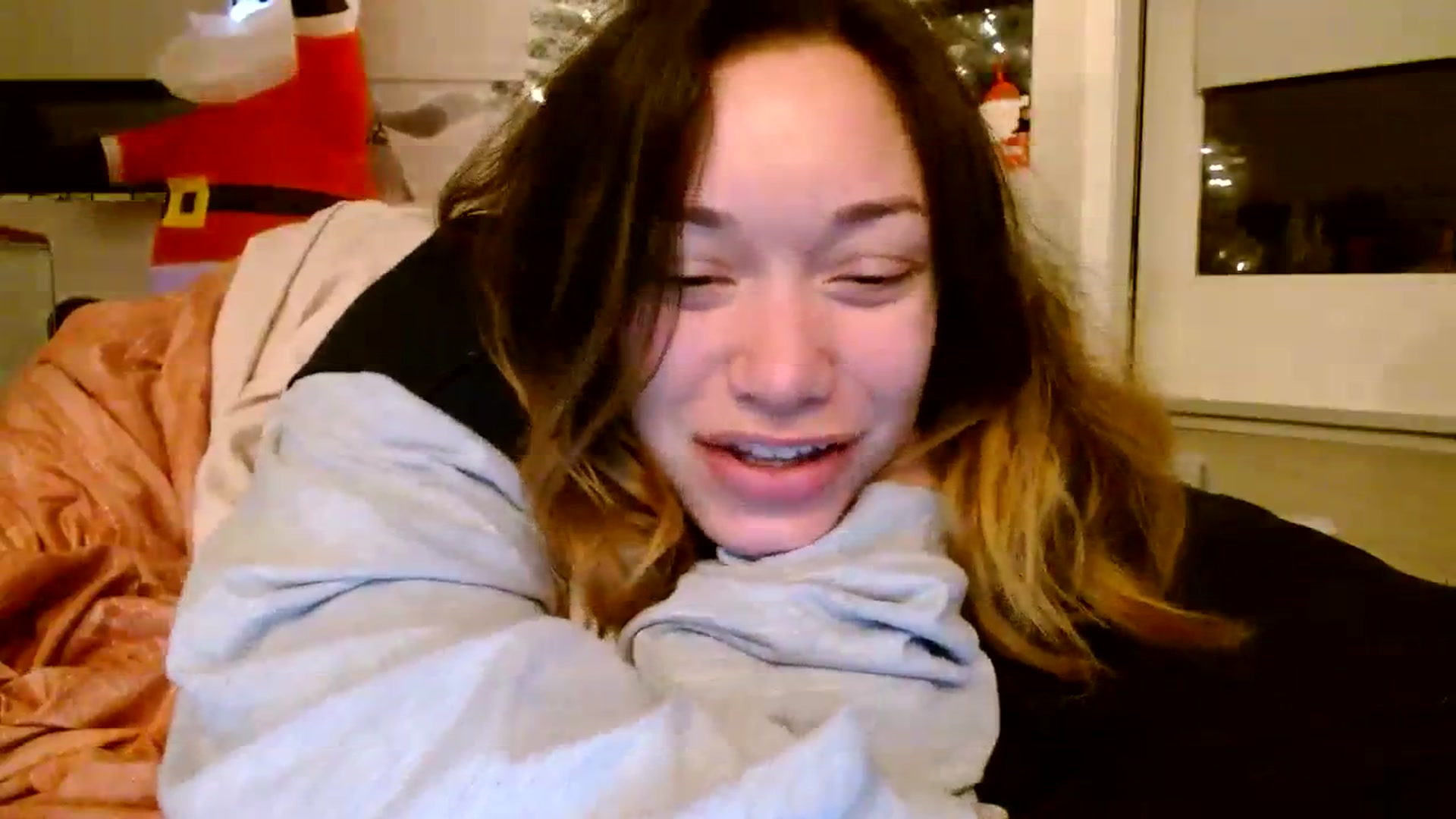 Gallery image thumbnail from Scar__lett's myfreecams stream on, 01/01/2024, 09:41 image 10 of 20
