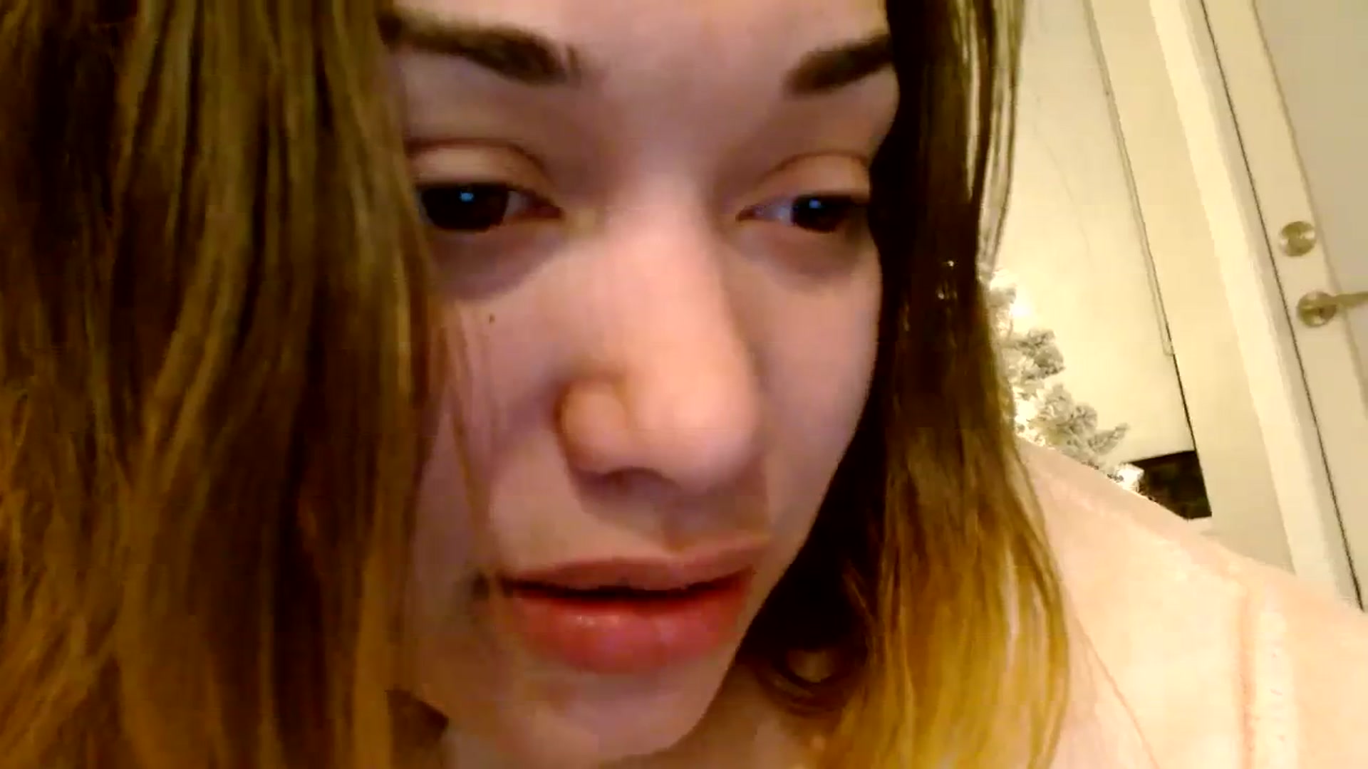 Gallery image thumbnail from Scar__lett's myfreecams stream on, 01/09/2024, 08:51 image 13 of 20