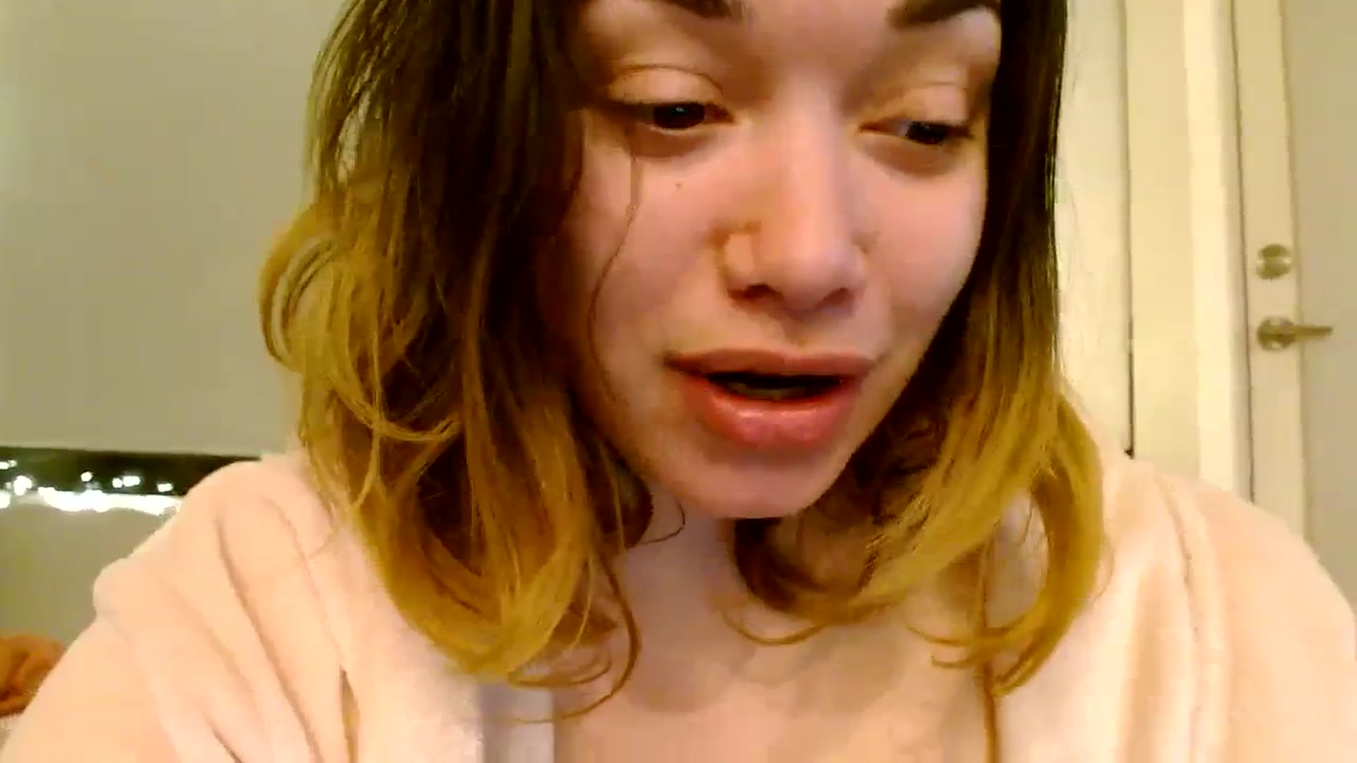 Gallery image thumbnail from Scar__lett's myfreecams stream on, 01/09/2024, 08:51 image 8 of 20