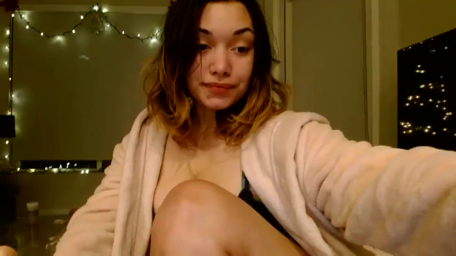 Gallery image thumbnail from Scar__lett's myfreecams stream on, 01/09/2024, 10:01 image 3 of 20