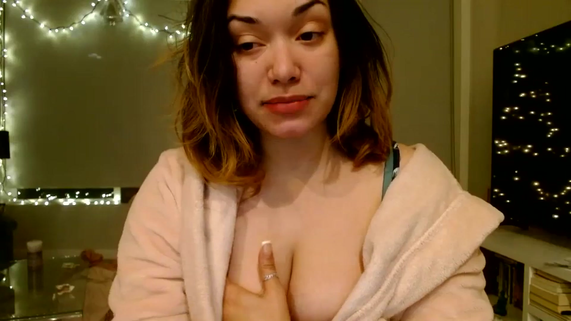 Gallery image thumbnail from Scar__lett's myfreecams stream on, 01/09/2024, 10:01 image 7 of 20