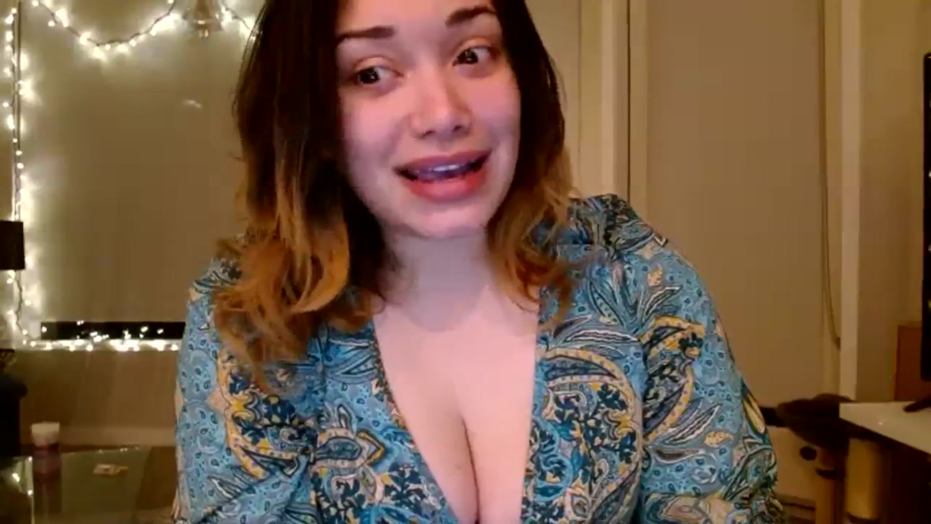 Gallery image thumbnail from Scar__lett's myfreecams stream on, 01/11/2024, 08:57 image 19 of 20