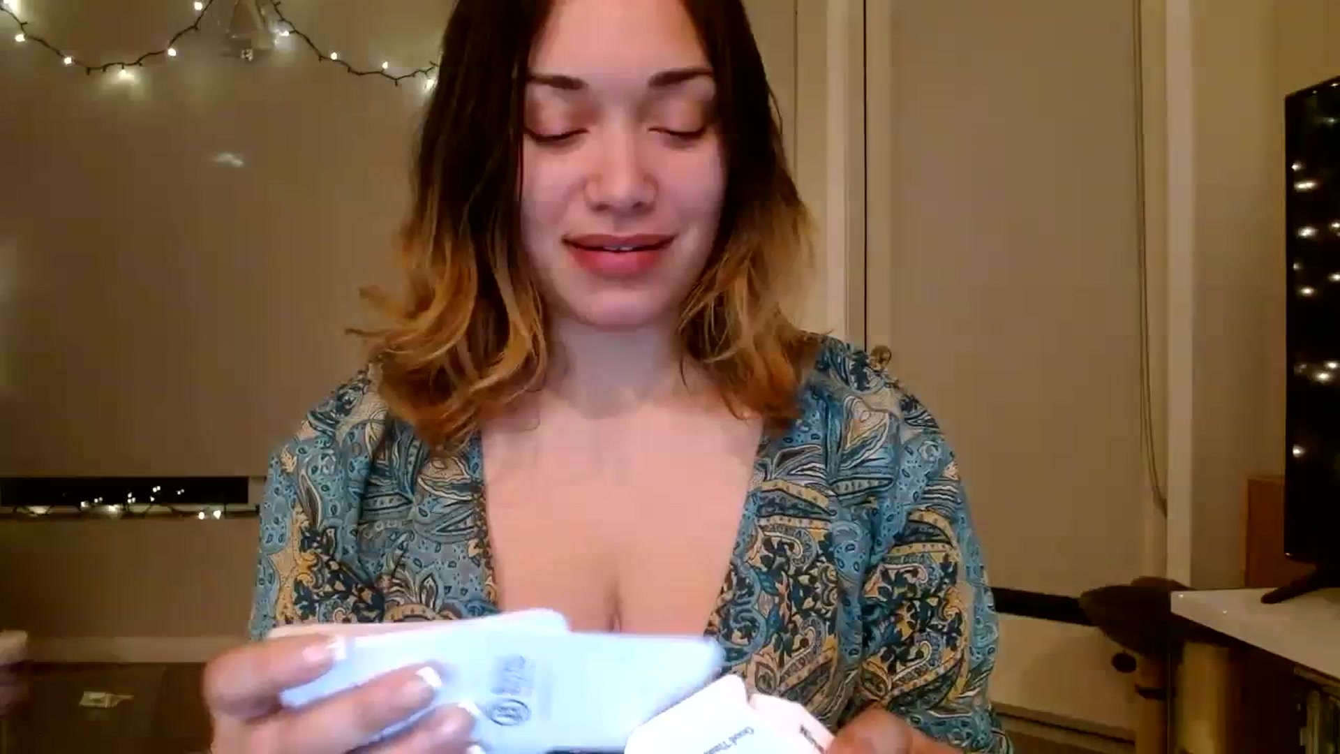 Gallery image thumbnail from Scar__lett's myfreecams stream on, 01/11/2024, 08:57 image 1 of 20