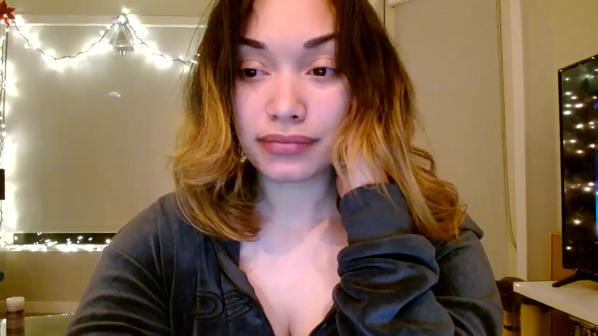 Gallery image thumbnail from Scar__lett's myfreecams stream on, 01/12/2024, 08:05 image 6 of 20