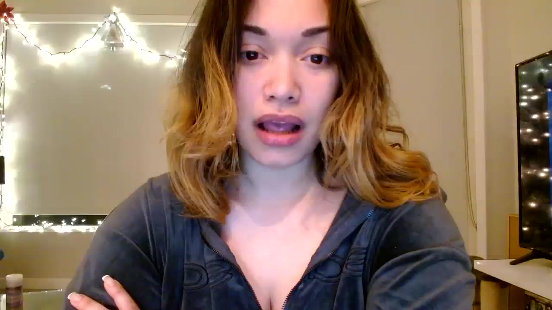 Gallery image thumbnail from Scar__lett's myfreecams stream on, 01/12/2024, 08:05 image 4 of 20