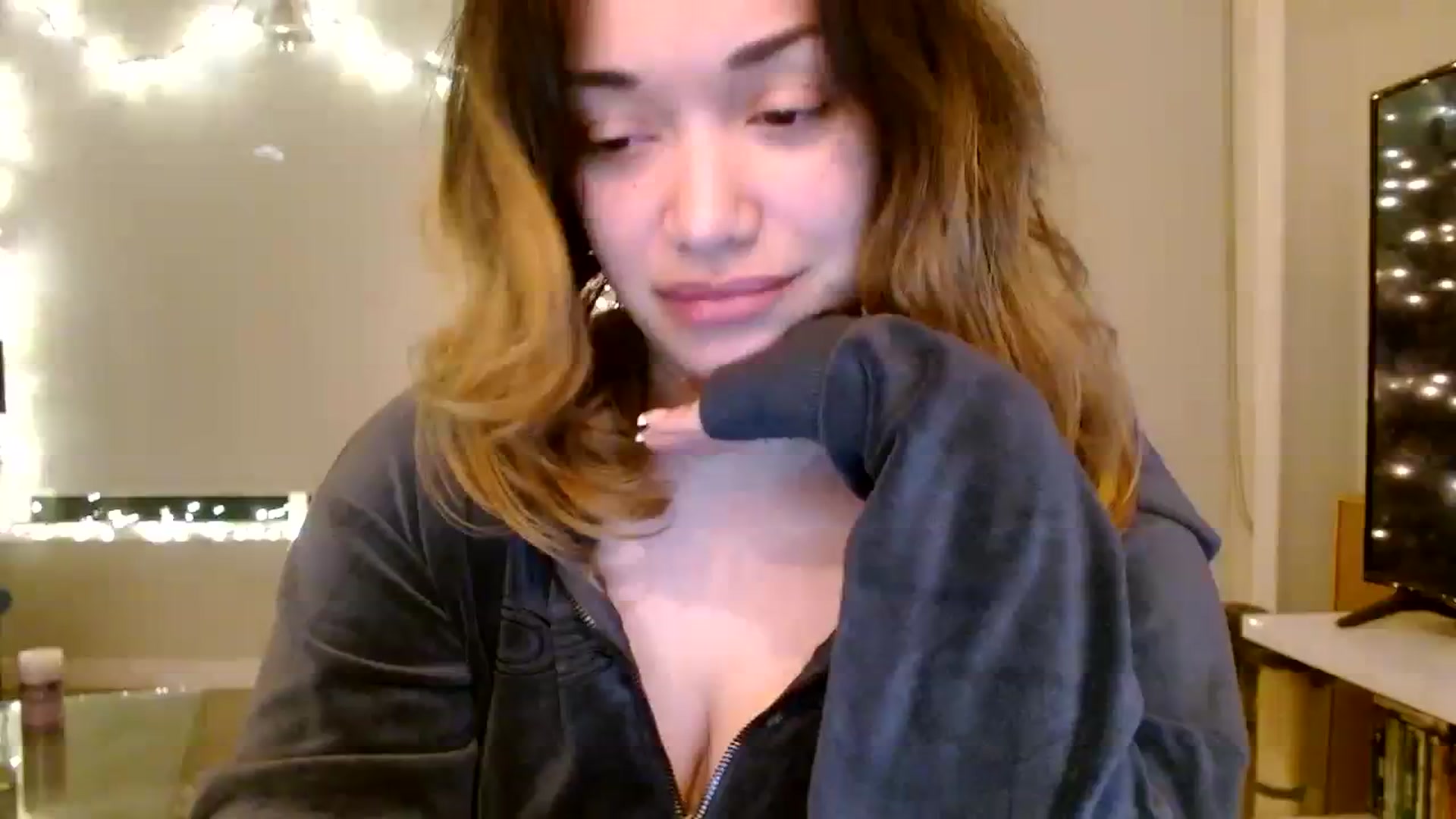 Gallery image thumbnail from Scar__lett's myfreecams stream on, 01/12/2024, 08:05 image 11 of 20