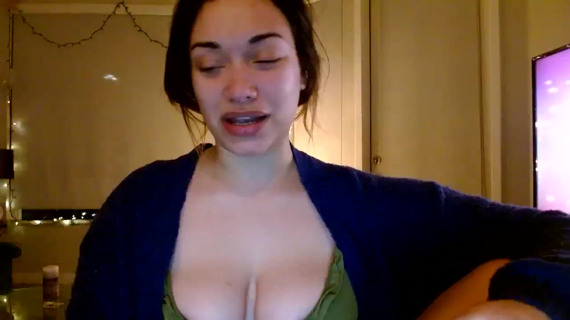 Gallery image thumbnail from Scar__lett's myfreecams stream on, 01/19/2024, 09:22 image 16 of 20