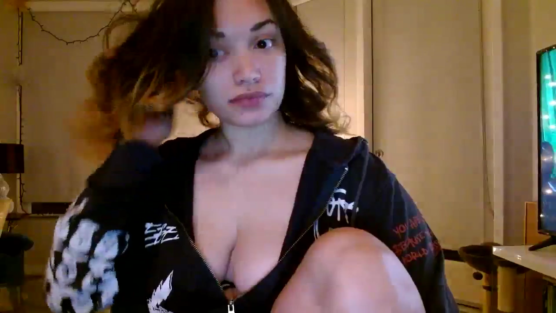 Gallery image thumbnail from Scar__lett's myfreecams stream on, 01/23/2024, 07:35 image 10 of 20