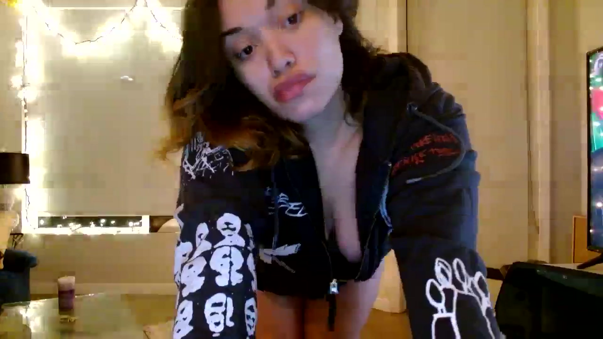 Gallery image thumbnail from Scar__lett's myfreecams stream on, 01/23/2024, 07:35 image 5 of 20
