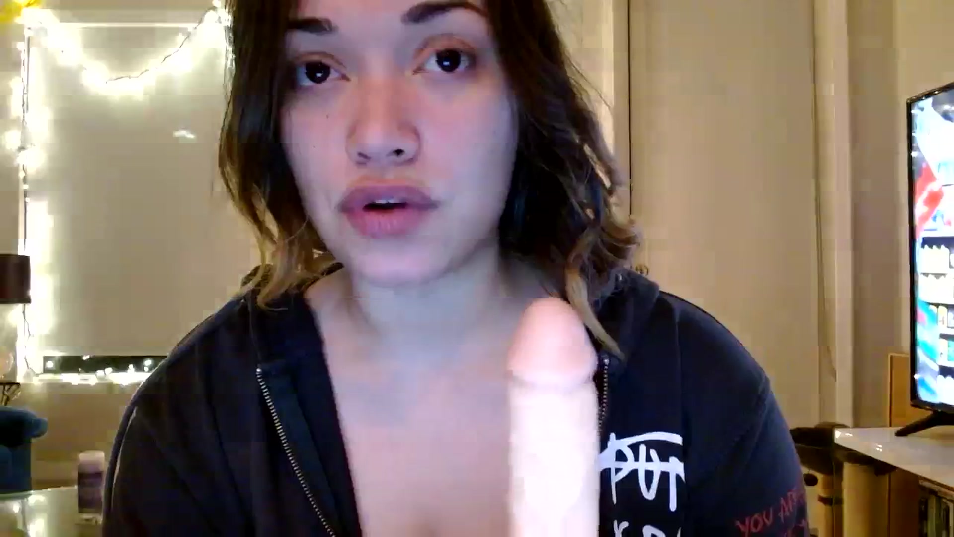 Gallery image thumbnail from Scar__lett's myfreecams stream on, 01/23/2024, 08:46 image 15 of 20