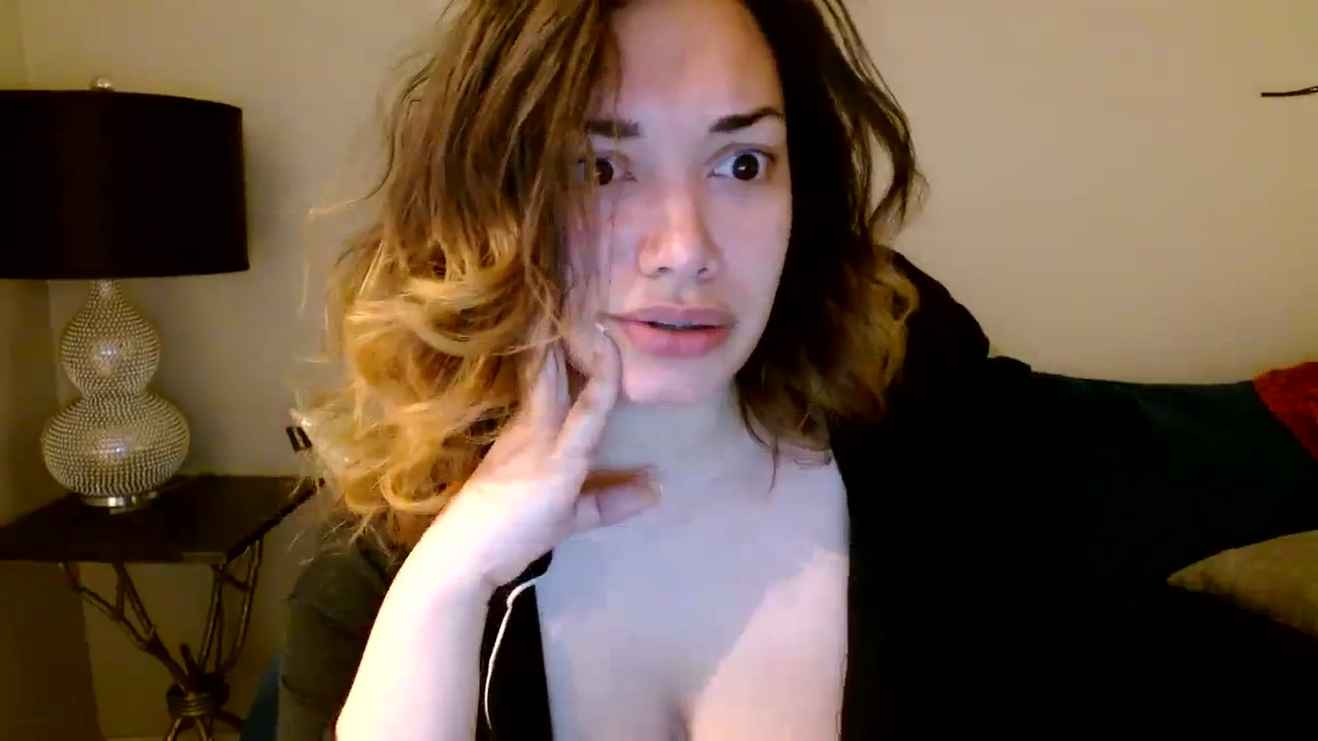 Gallery image thumbnail from Scar__lett's myfreecams stream on, 01/26/2024, 08:57 image 3 of 20