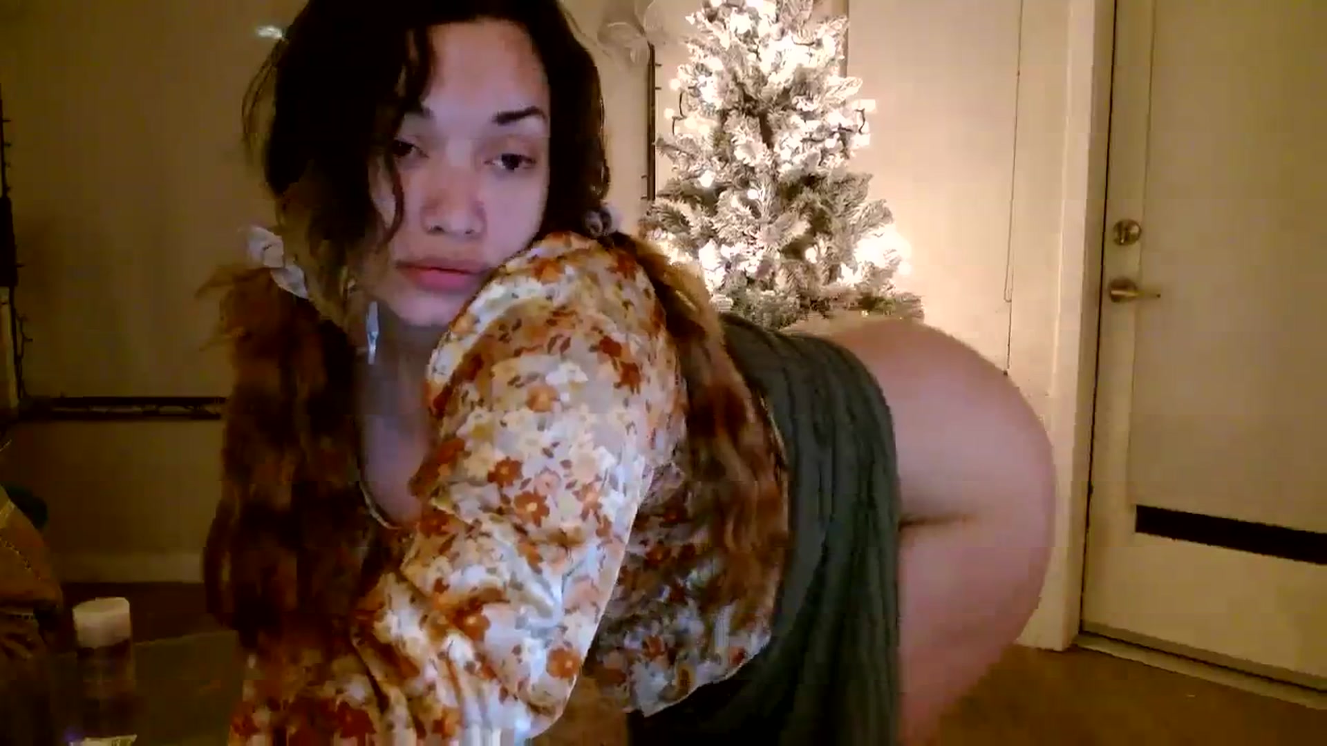 Gallery image thumbnail from Scar__lett's myfreecams stream on, 01/28/2024, 11:45 image 17 of 20