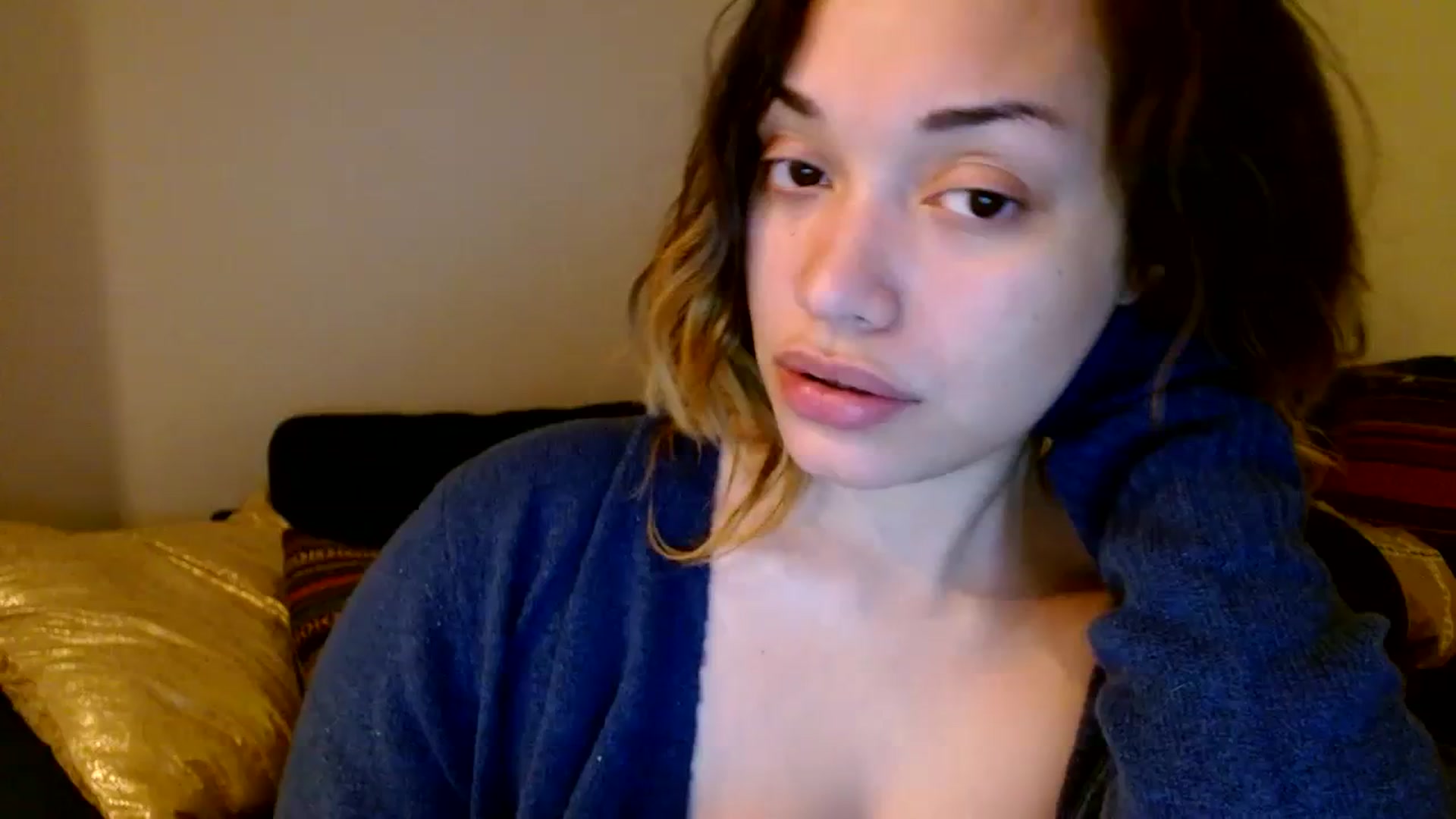 Gallery image thumbnail from Scar__lett's myfreecams stream on, 01/30/2024, 09:08 image 1 of 20