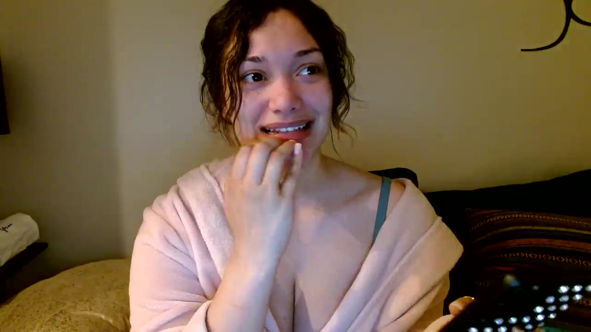 Gallery image thumbnail from Scar__lett's myfreecams stream on, 02/13/2024, 08:05 image 2 of 20