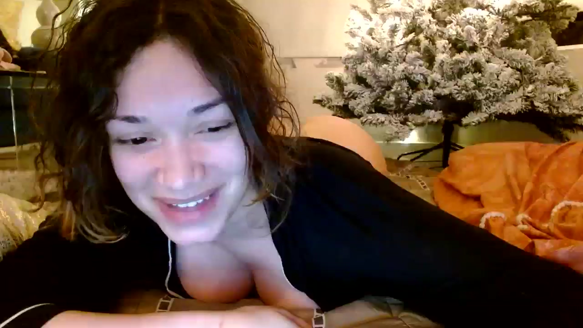 Gallery image thumbnail from Scar__lett's myfreecams stream on, 02/19/2024, 09:34 image 6 of 20