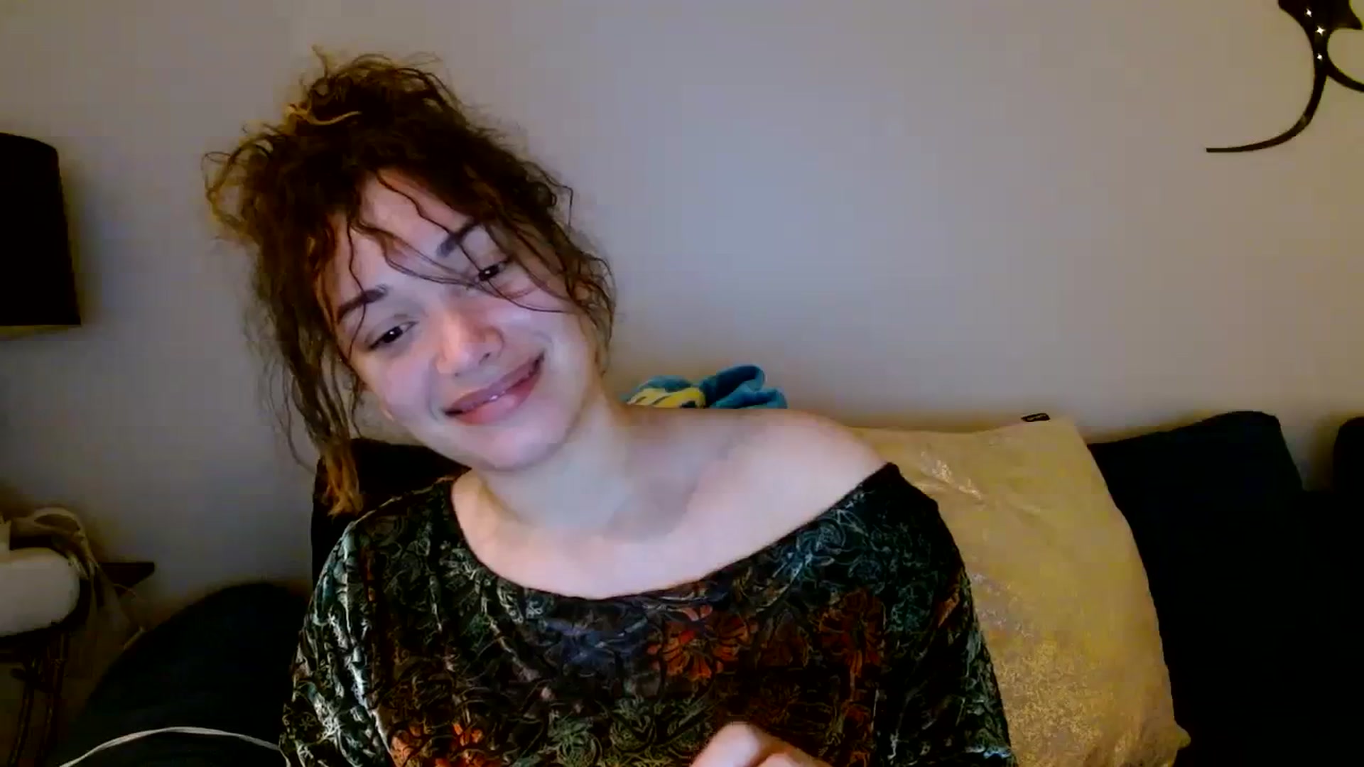 Gallery image thumbnail from Scar__lett's myfreecams stream on, 02/26/2024, 07:50 image 2 of 20