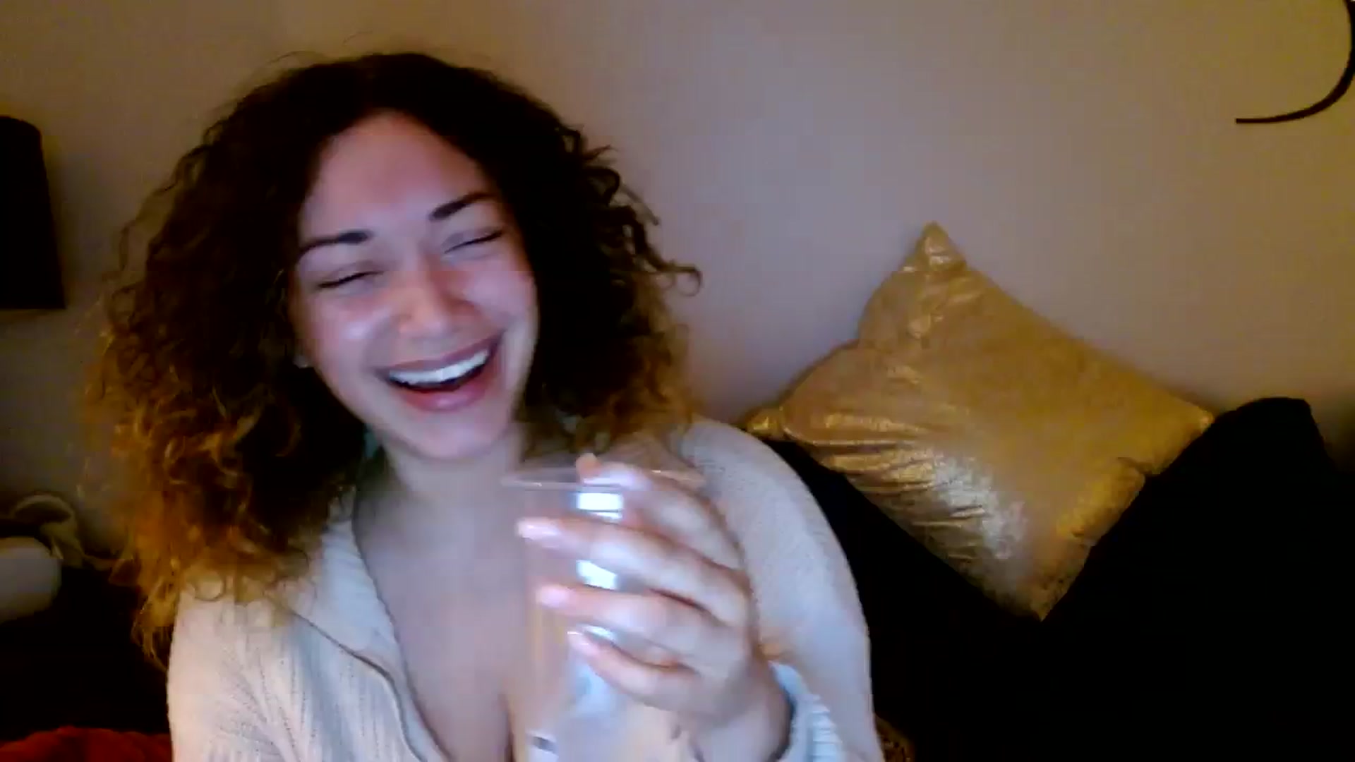 Gallery image thumbnail from Scar__lett's myfreecams stream on, 02/27/2024, 08:11 image 8 of 20