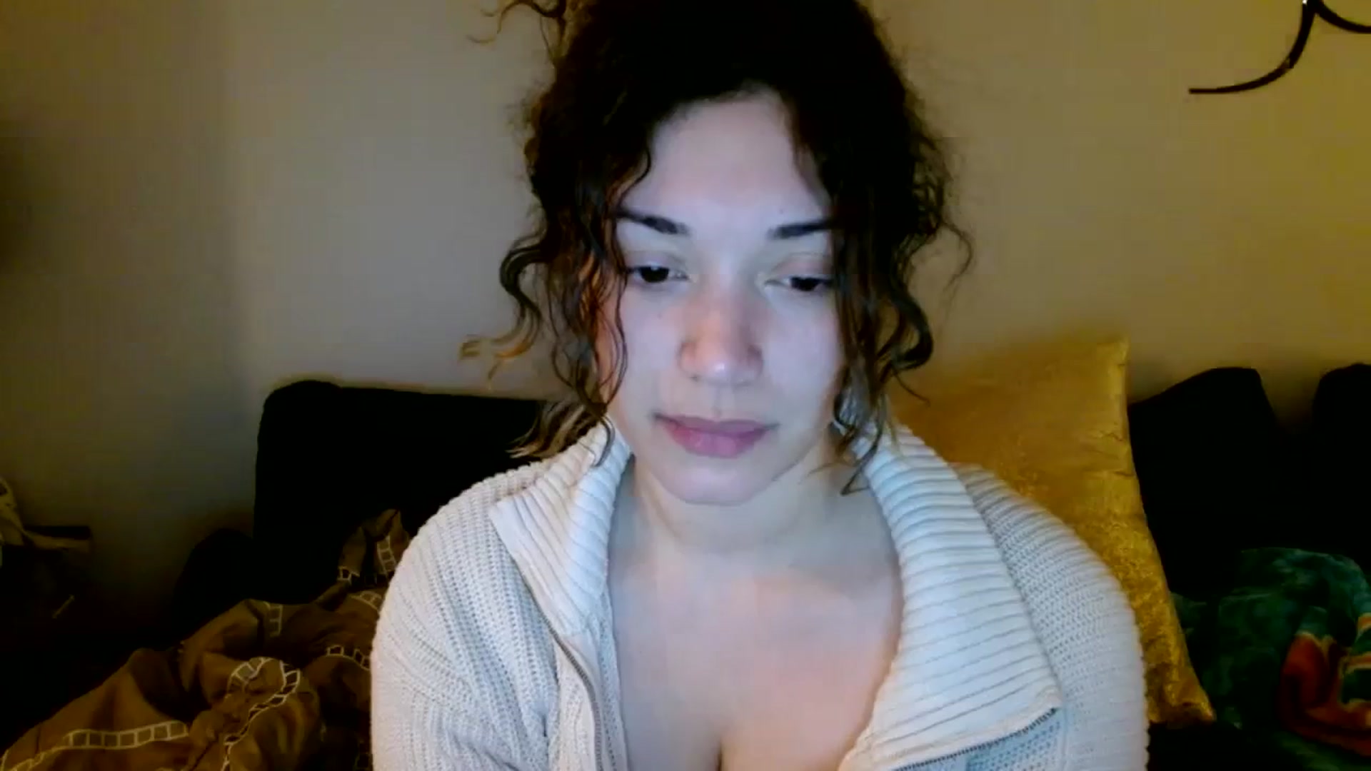Gallery image thumbnail from Scar__lett's myfreecams stream on, 02/27/2024, 09:08 image 20 of 20