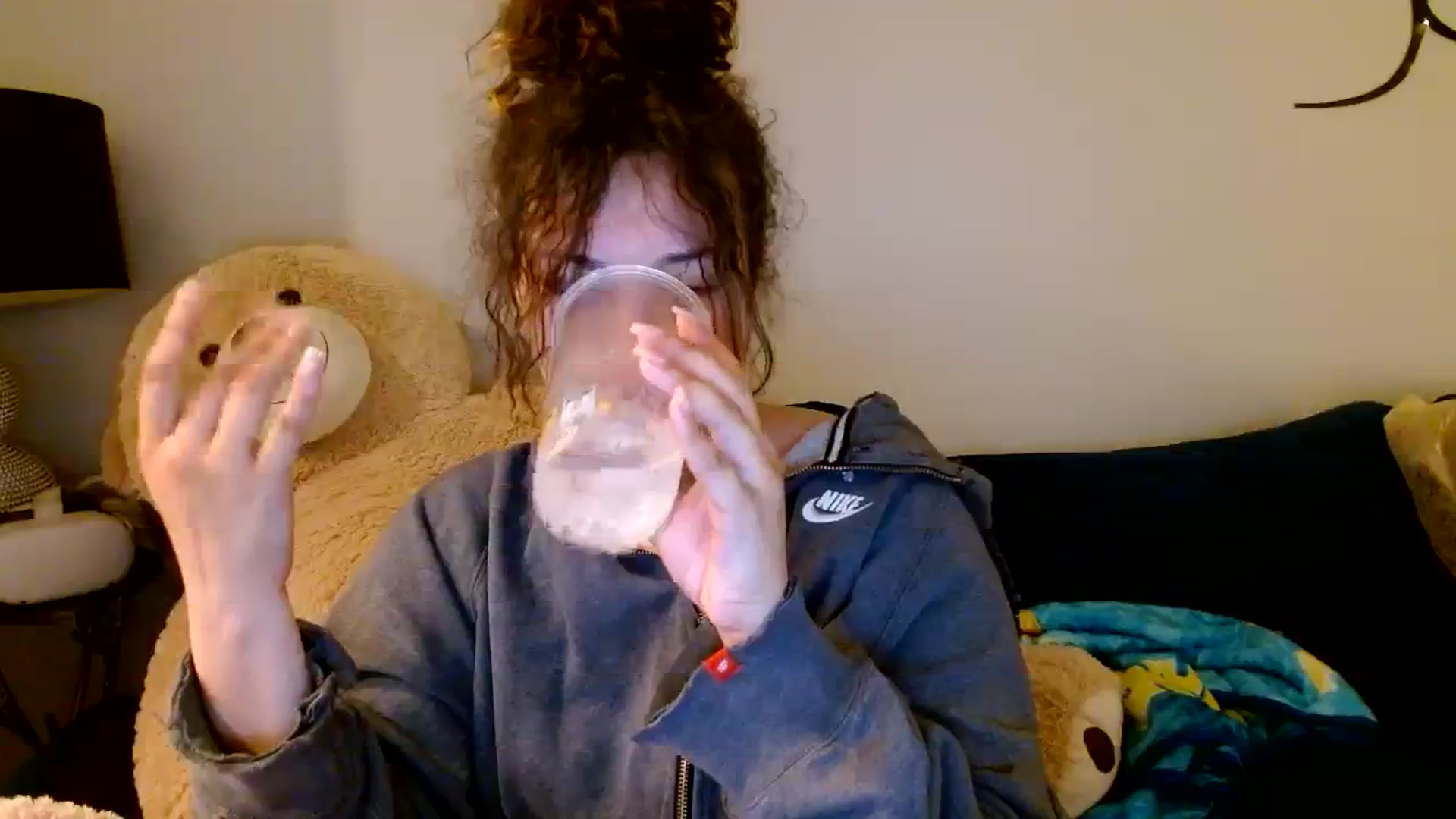 Gallery image thumbnail from Scar__lett's myfreecams stream on, 03/01/2024, 08:47 image 10 of 20