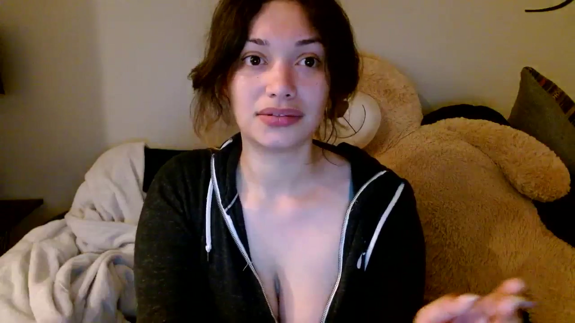 Gallery image thumbnail from Scar__lett's myfreecams stream on, 03/09/2024, 09:57 image 13 of 20